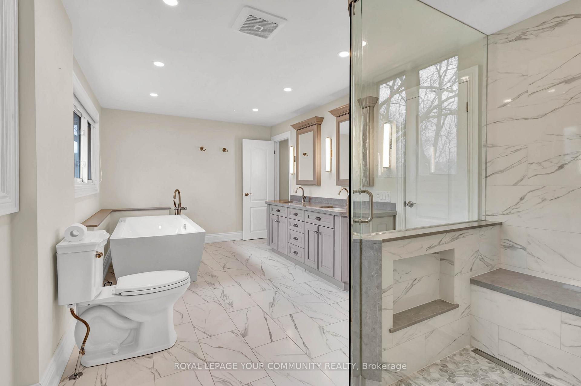 Photo 15 of 998 Vistula Drive, Pickering, West Shore — HOMEH