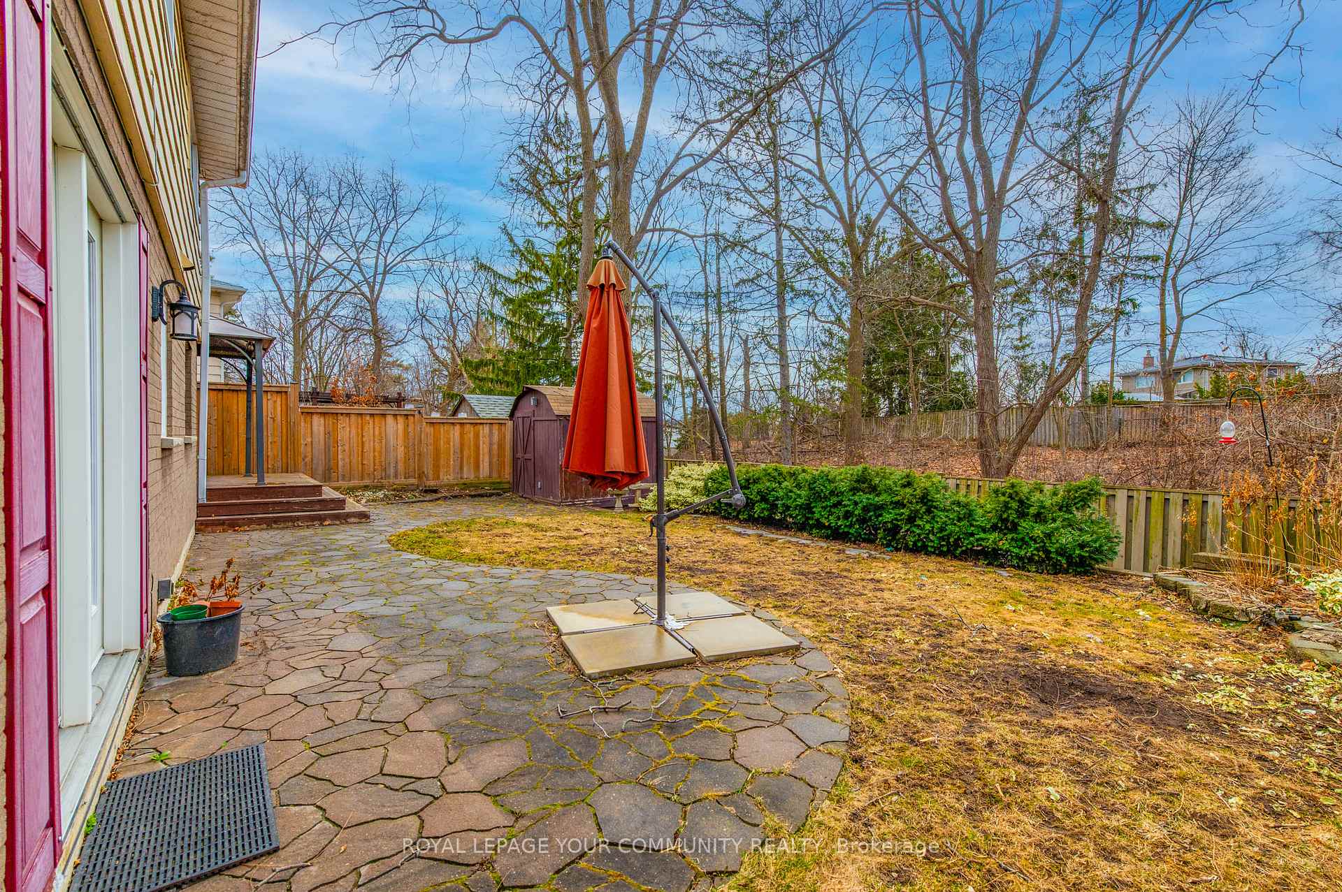 Photo 28 of 998 Vistula Drive, Pickering, West Shore — HOMEH