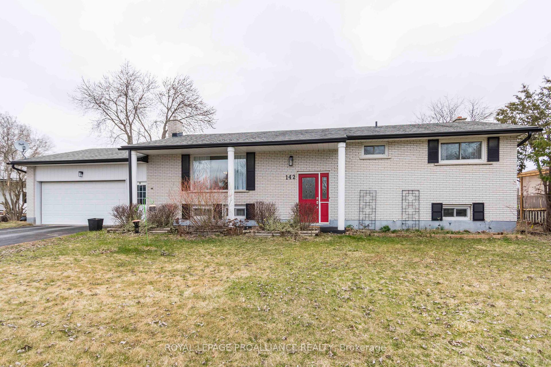 Photo 1 of 142 Jeffrey Drive, Quinte West, Sidney Ward — HOMEH