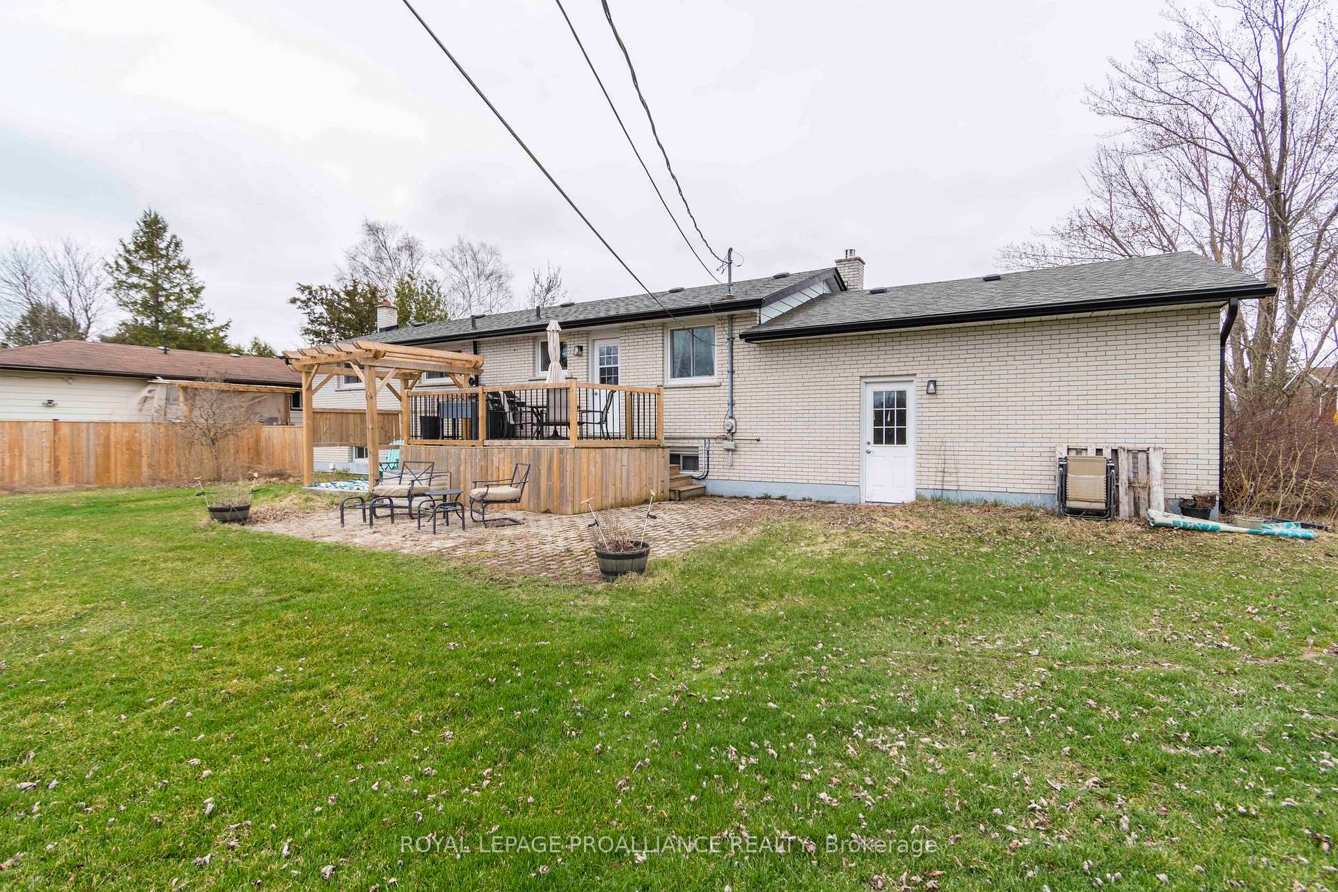 Photo 29 of 142 Jeffrey Drive, Quinte West, Sidney Ward — HOMEH