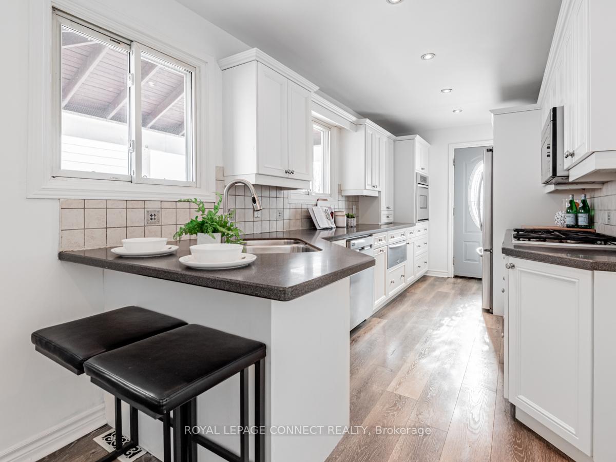 Photo 11 of 1320 Tatra Drive, Pickering, Bay Ridges — HOMEH
