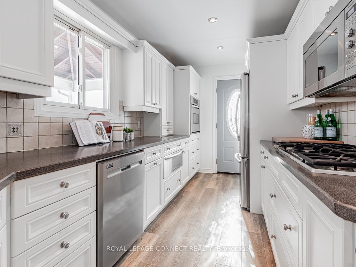 Photo 12 of 1320 Tatra Drive, Pickering, Bay Ridges — HOMEH