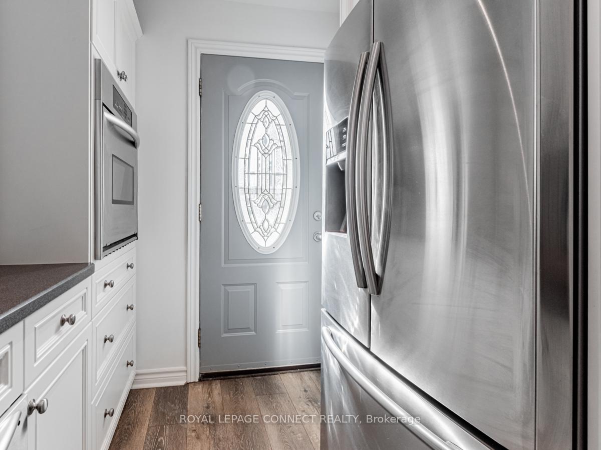 Photo 13 of 1320 Tatra Drive, Pickering, Bay Ridges — HOMEH