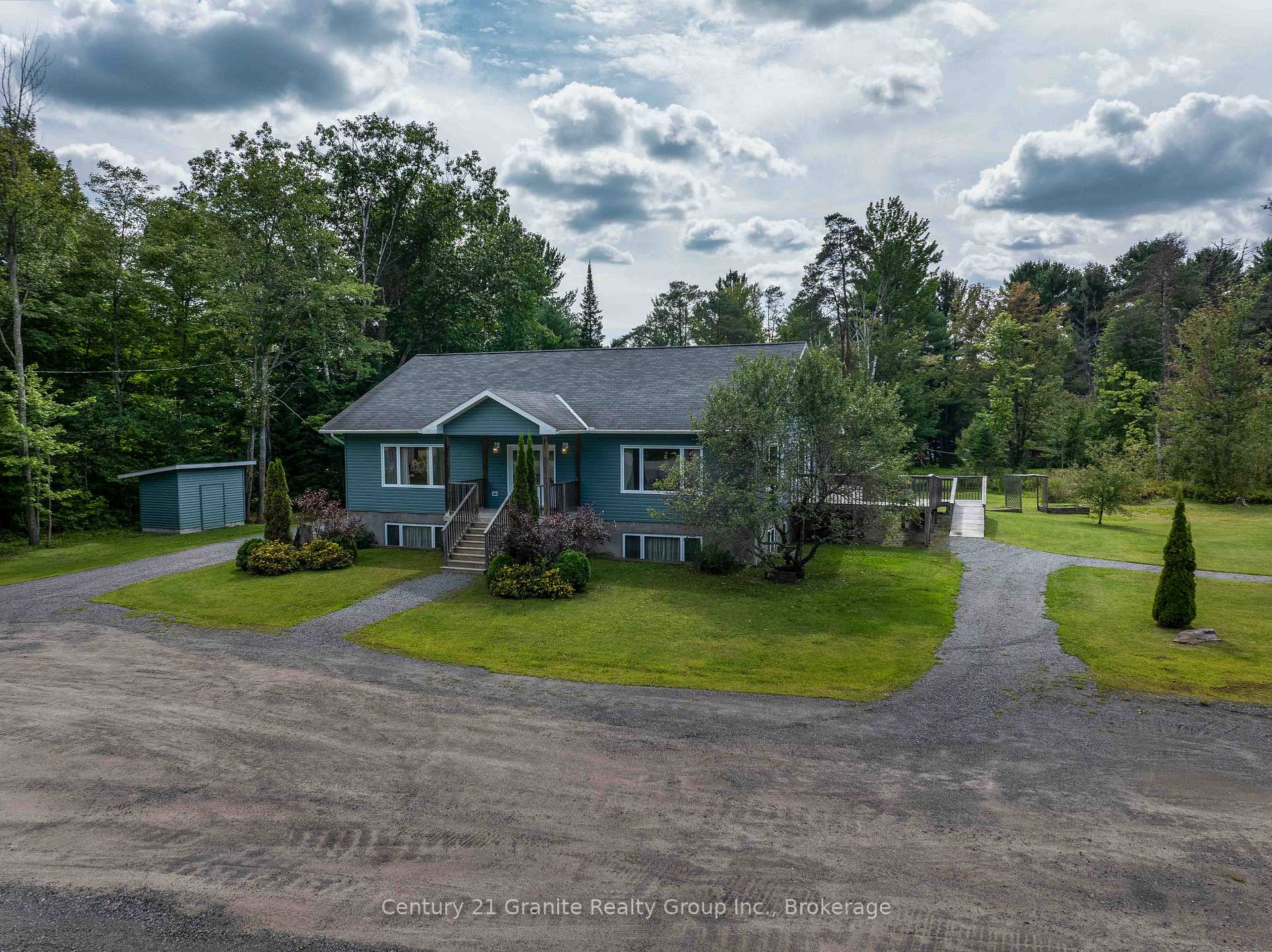 Photo 2 of 16455 Highway 35, Algonquin Highlands, Stanhope — HOMEH