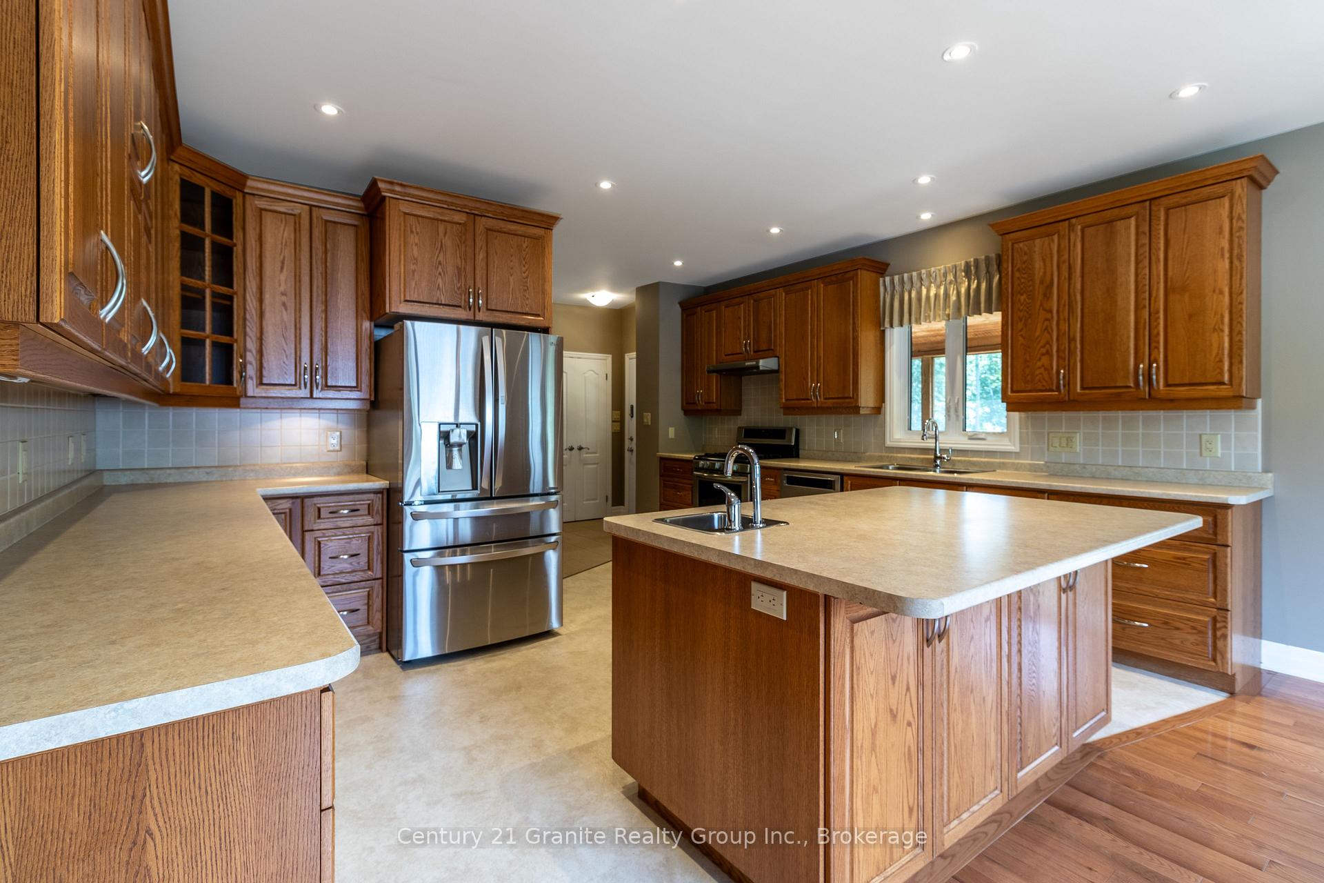Photo 8 of 16455 Highway 35, Algonquin Highlands, Stanhope — HOMEH