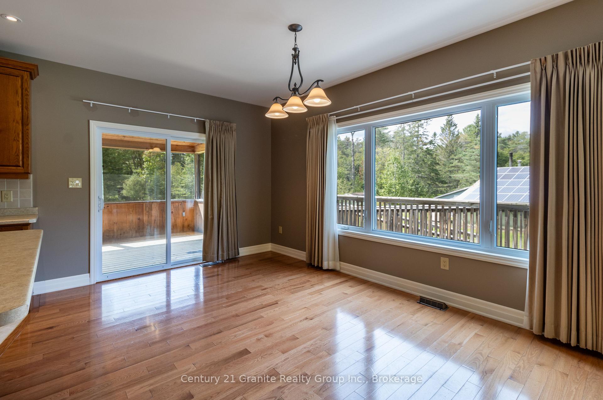 Photo 11 of 16455 Highway 35, Algonquin Highlands, Stanhope — HOMEH
