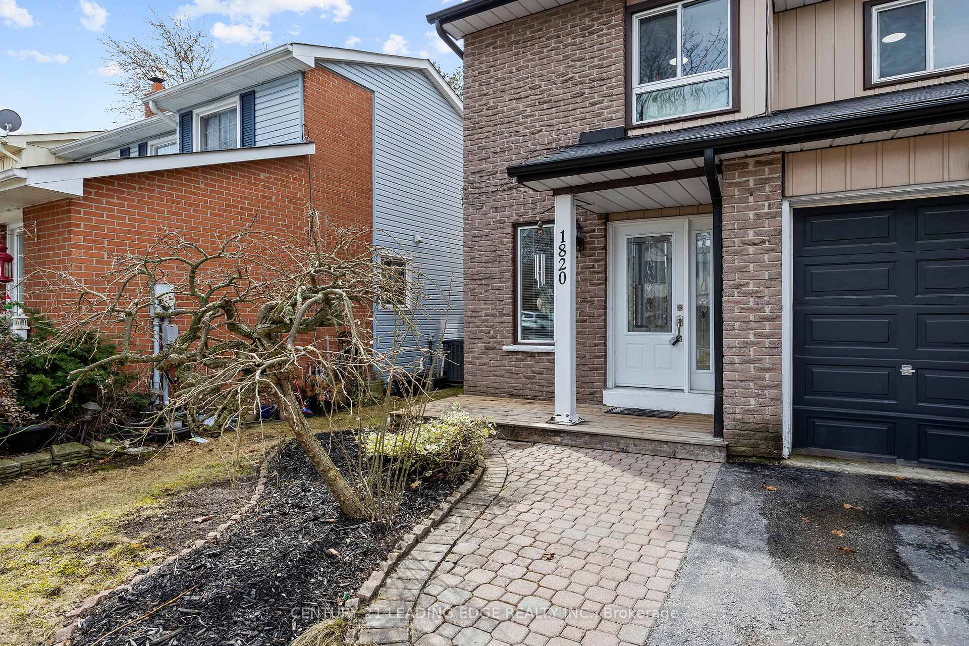 Photo 2 of 1820 Listowell Crescent, Pickering, Liverpool — HOMEH