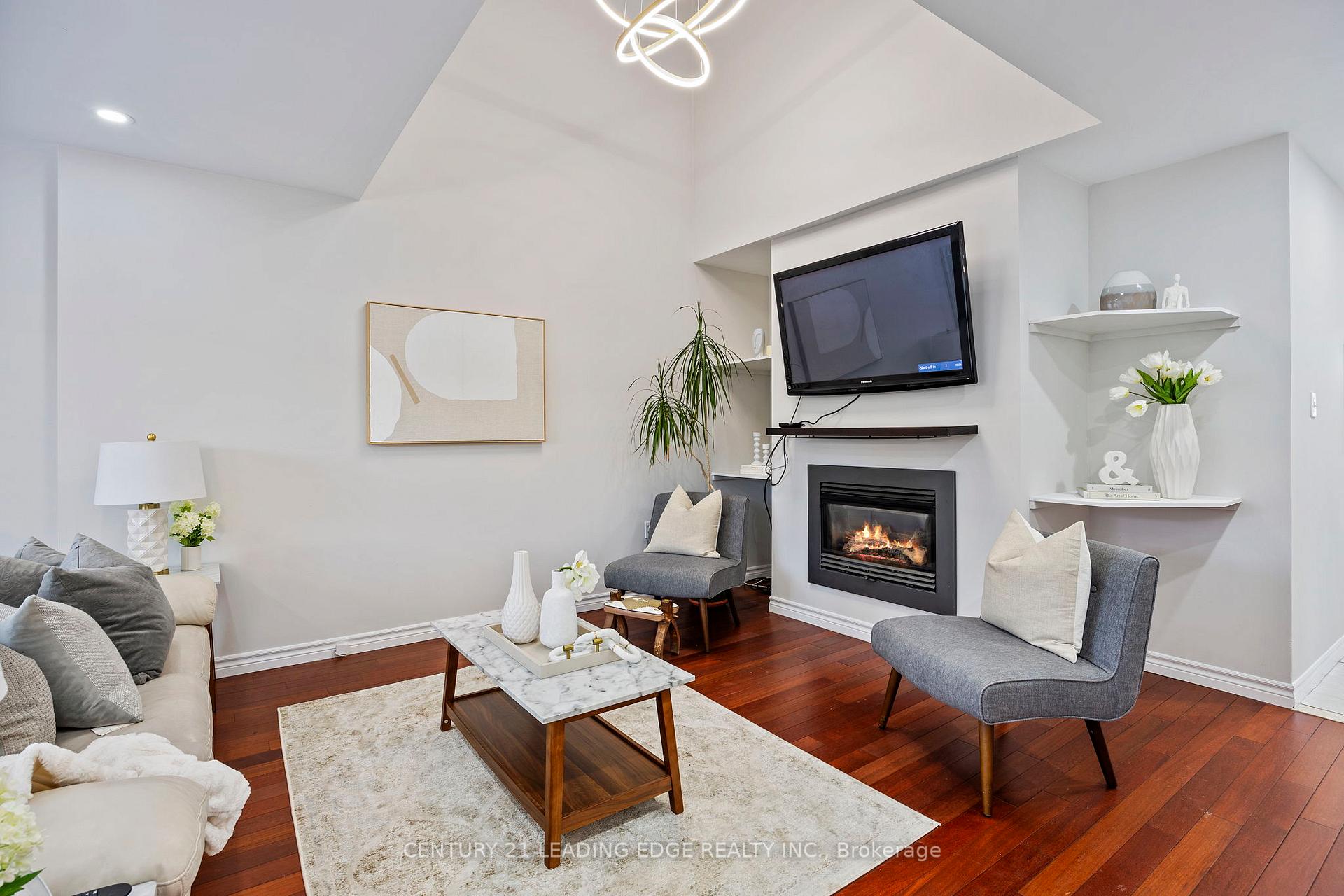 Photo 7 of 1820 Listowell Crescent, Pickering, Liverpool — HOMEH