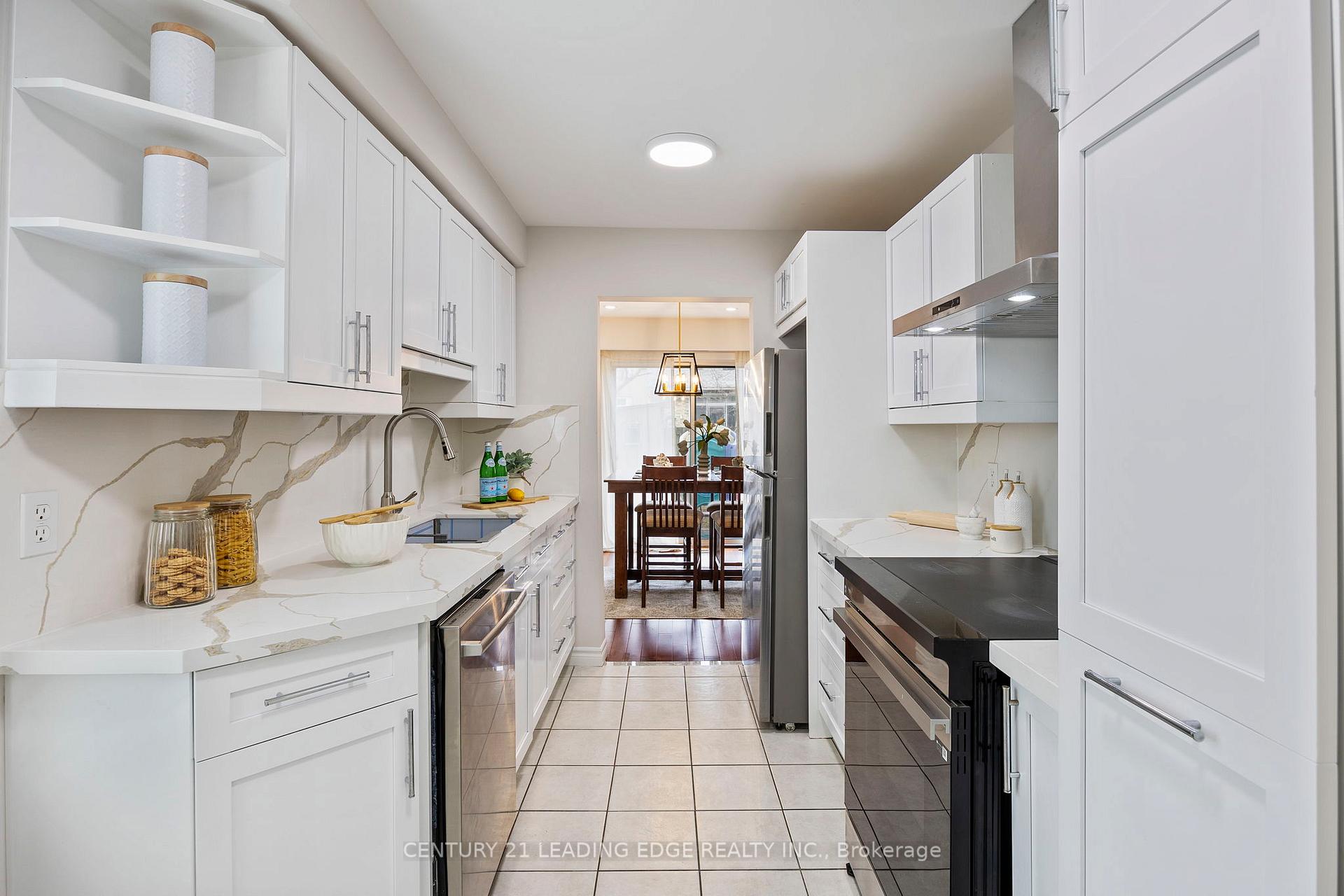 Photo 10 of 1820 Listowell Crescent, Pickering, Liverpool — HOMEH