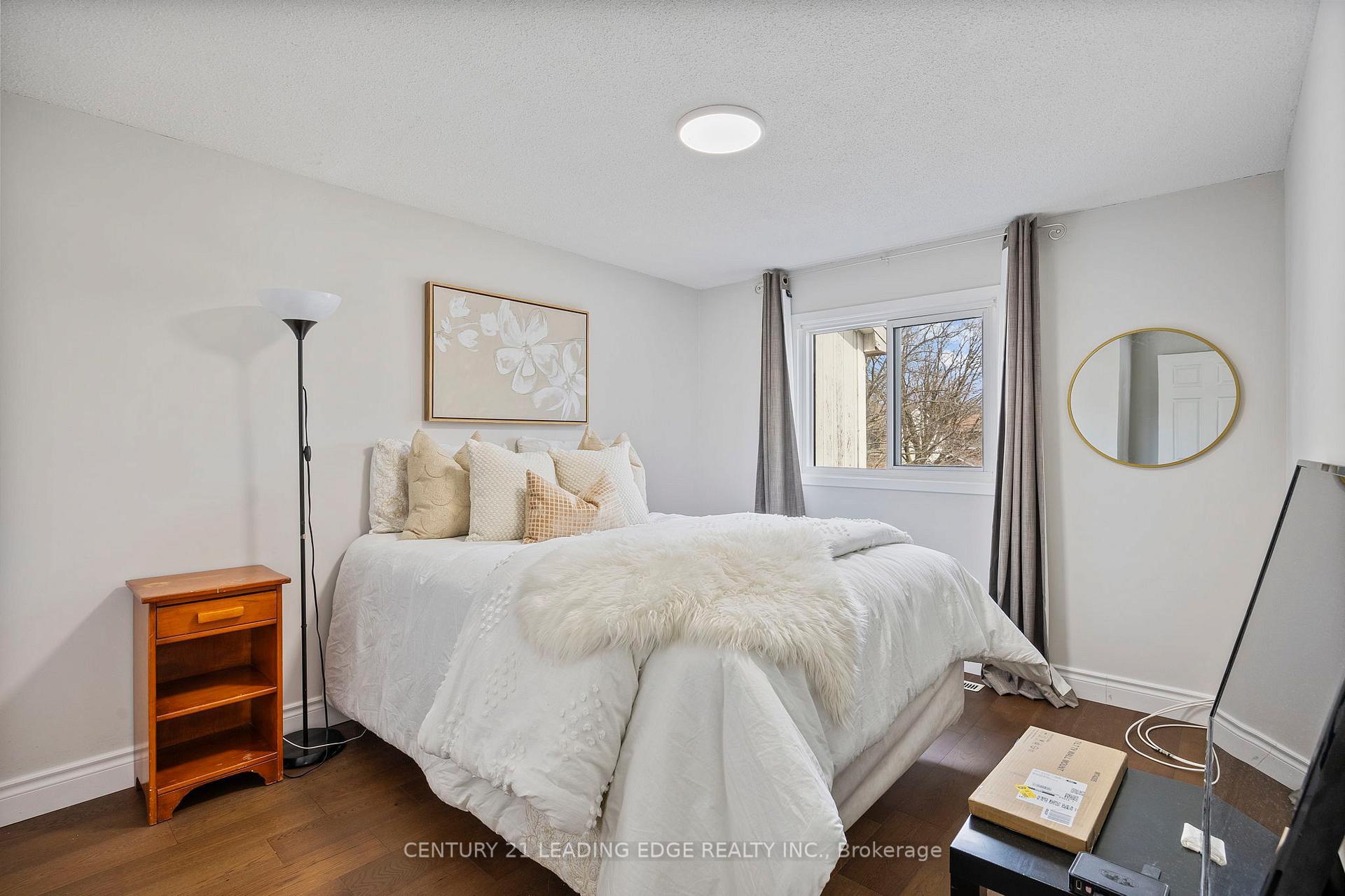 Photo 20 of 1820 Listowell Crescent, Pickering, Liverpool — HOMEH