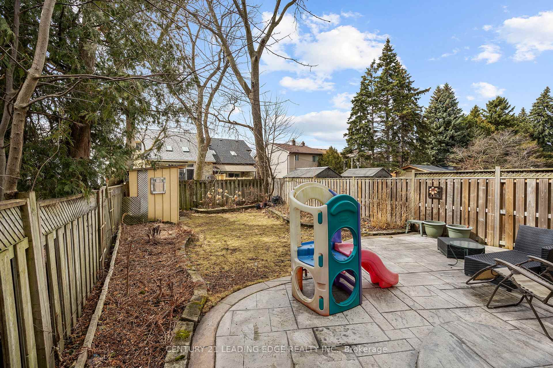Photo 31 of 1820 Listowell Crescent, Pickering, Liverpool — HOMEH