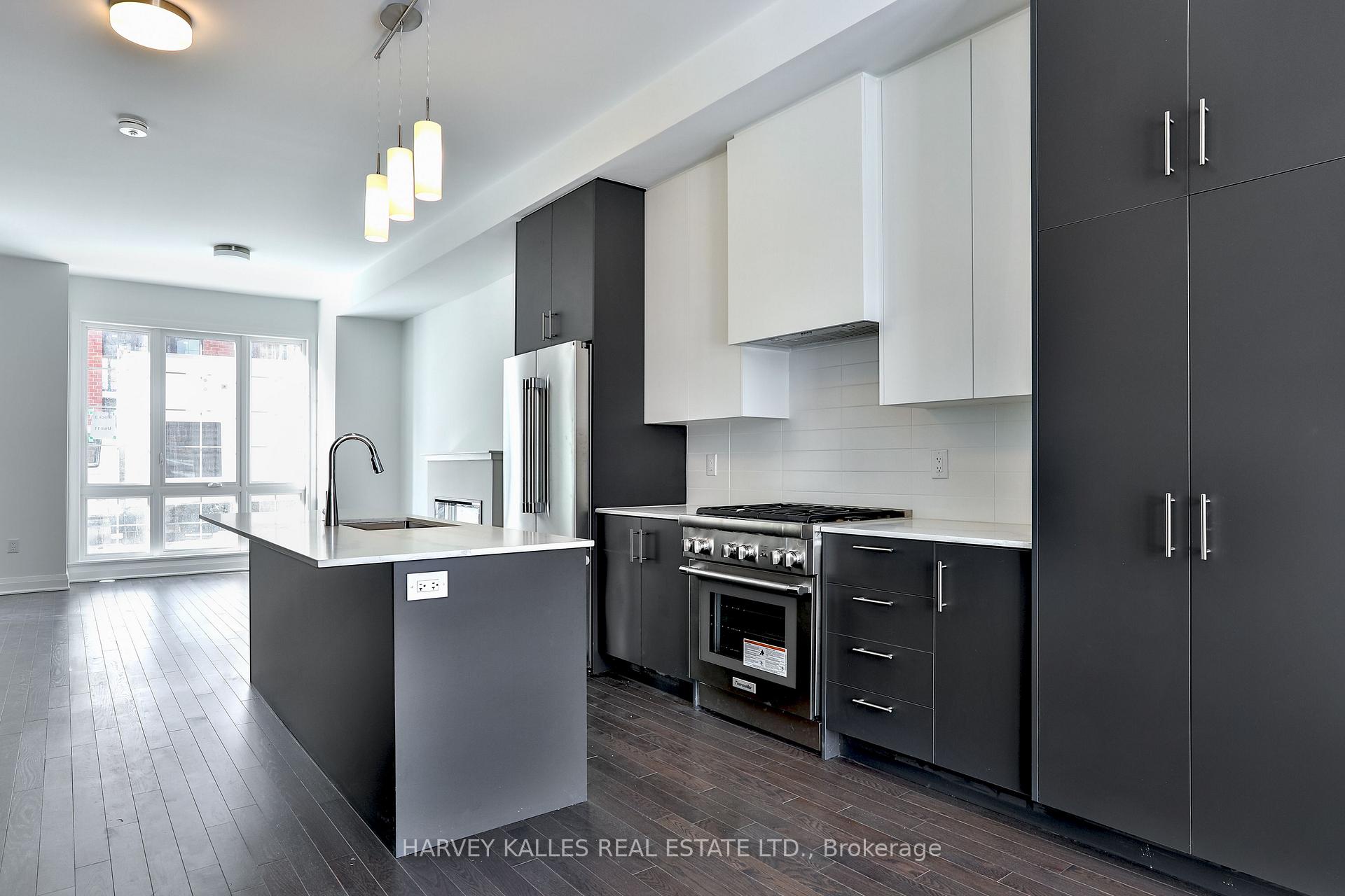 Photo 2 of Unit POTL 11, 300 Atkinson Avenue, Vaughan, Uplands — HOMEH