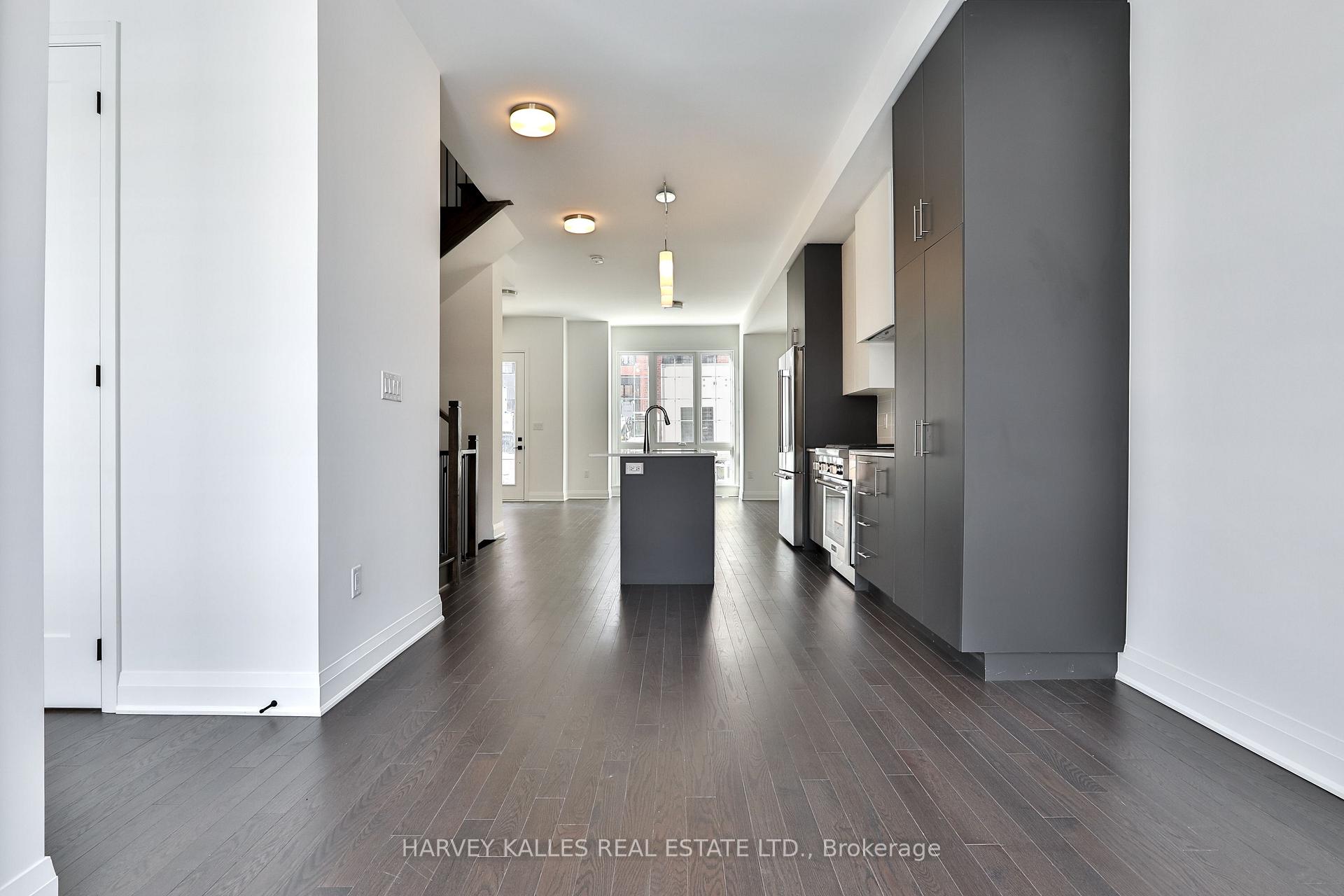 Photo 4 of Unit POTL 11, 300 Atkinson Avenue, Vaughan, Uplands — HOMEH