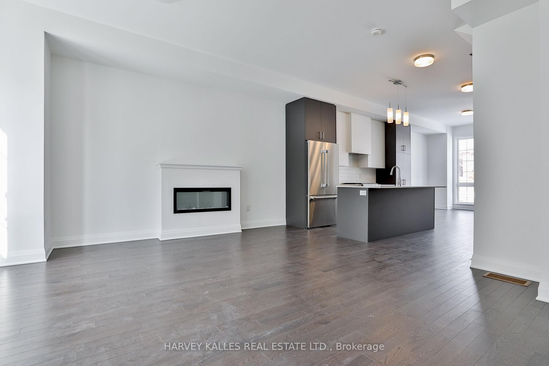 Photo 7 of Unit POTL 11, 300 Atkinson Avenue, Vaughan, Uplands — HOMEH