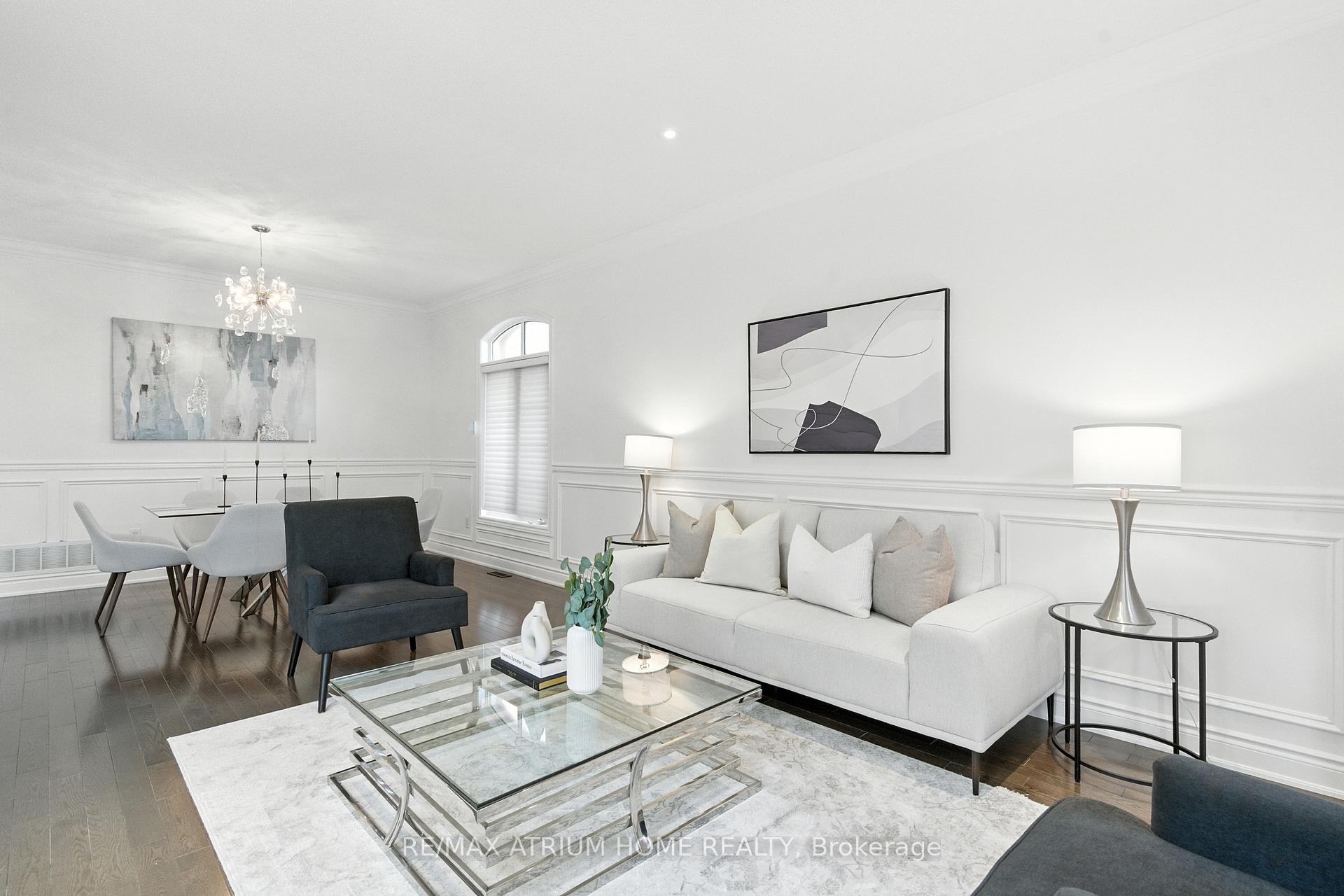 Photo 6 of 503 Summeridge Drive S, Vaughan, Patterson — HOMEH