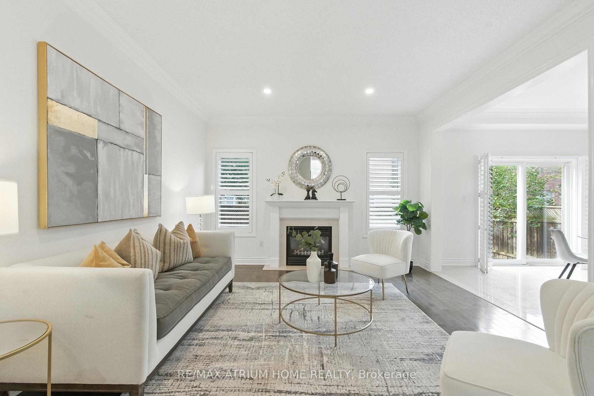 Photo 10 of 503 Summeridge Drive S, Vaughan, Patterson — HOMEH
