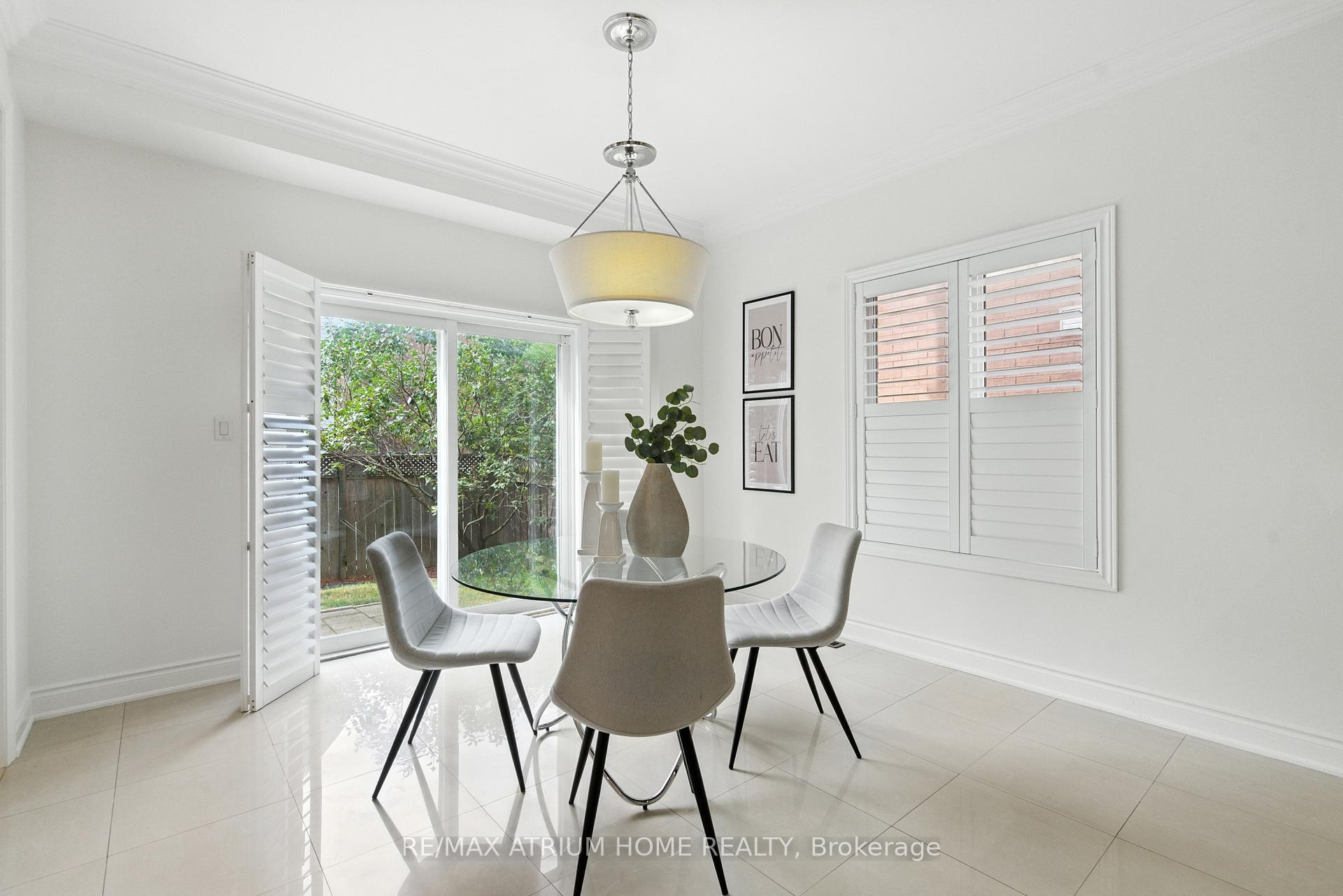 Photo 14 of 503 Summeridge Drive S, Vaughan, Patterson — HOMEH
