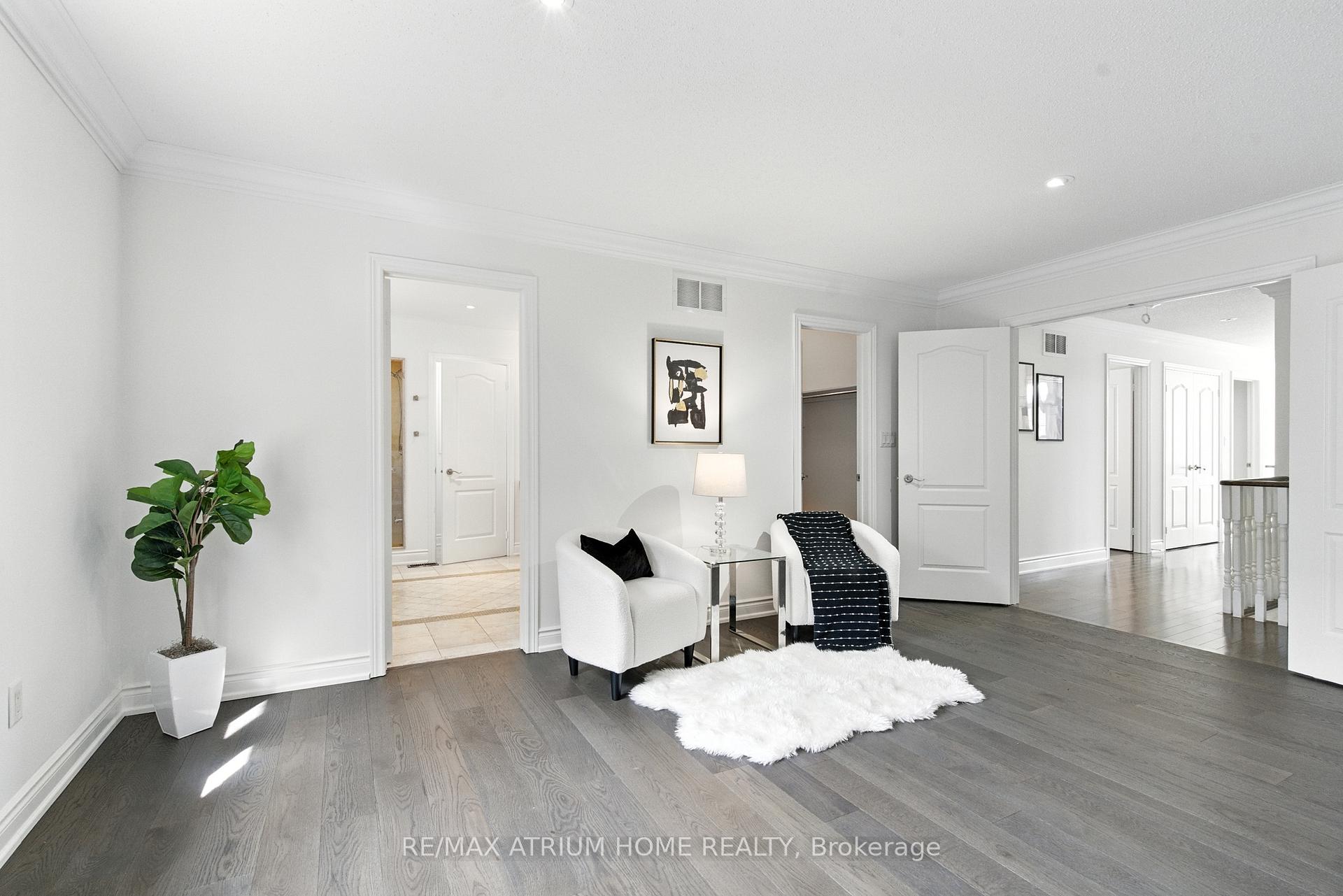 Photo 24 of 503 Summeridge Drive S, Vaughan, Patterson — HOMEH