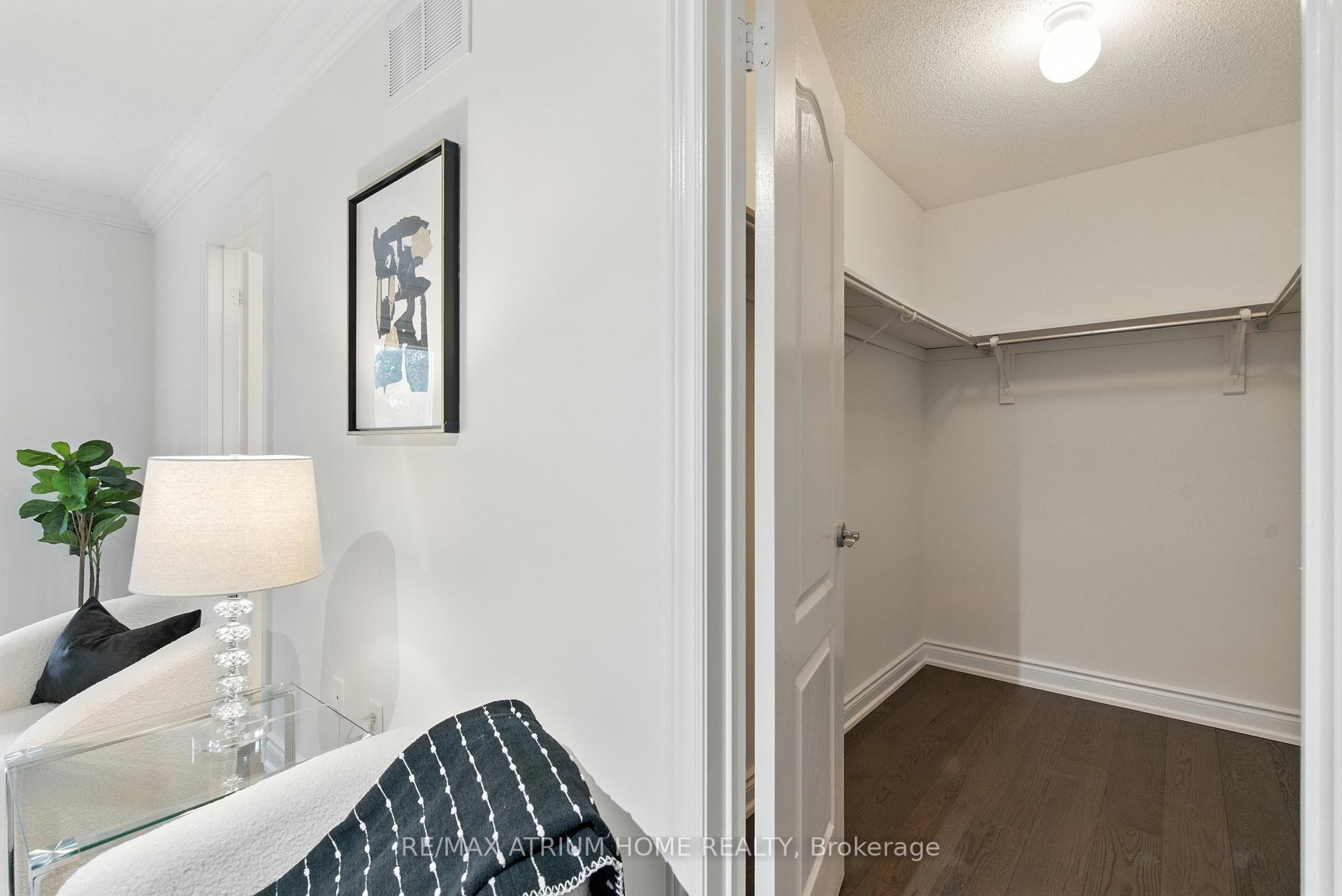 Photo 28 of 503 Summeridge Drive S, Vaughan, Patterson — HOMEH