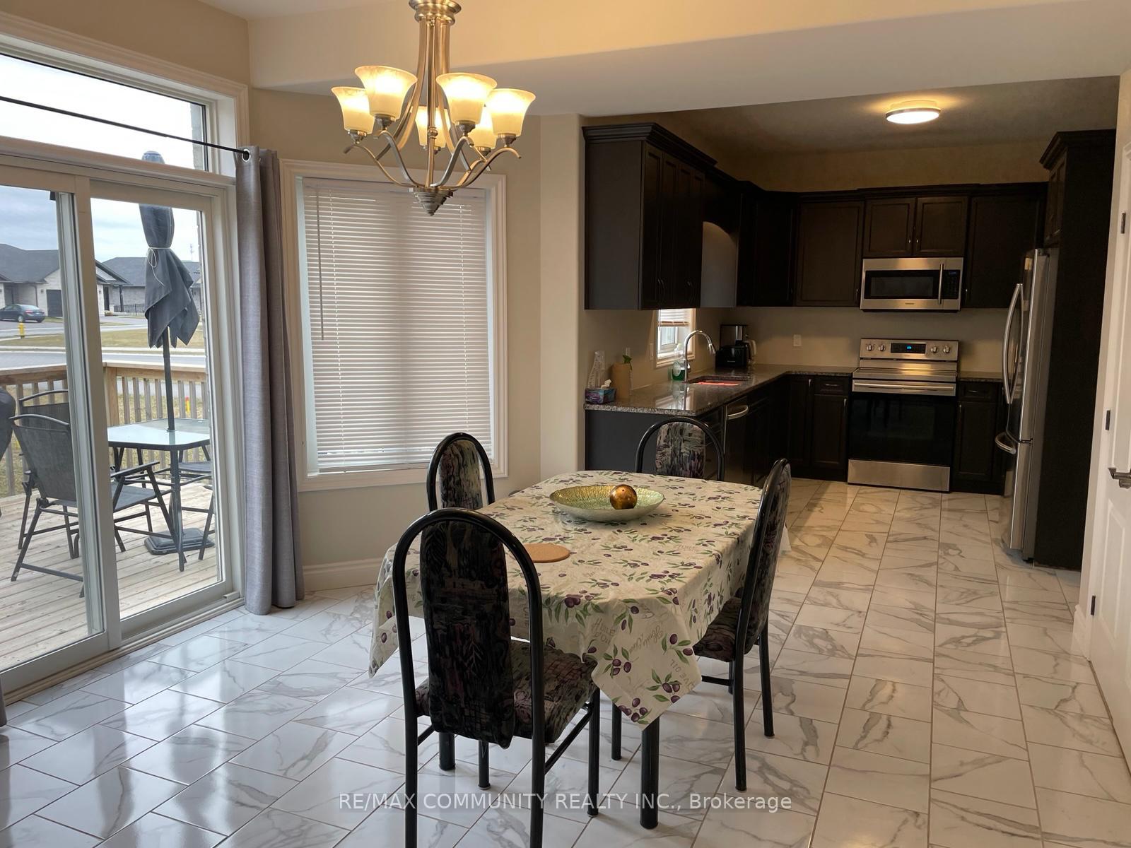 Photo 4 of 95 Hampton Ridge Drive, Belleville, Thurlow Ward — HOMEH