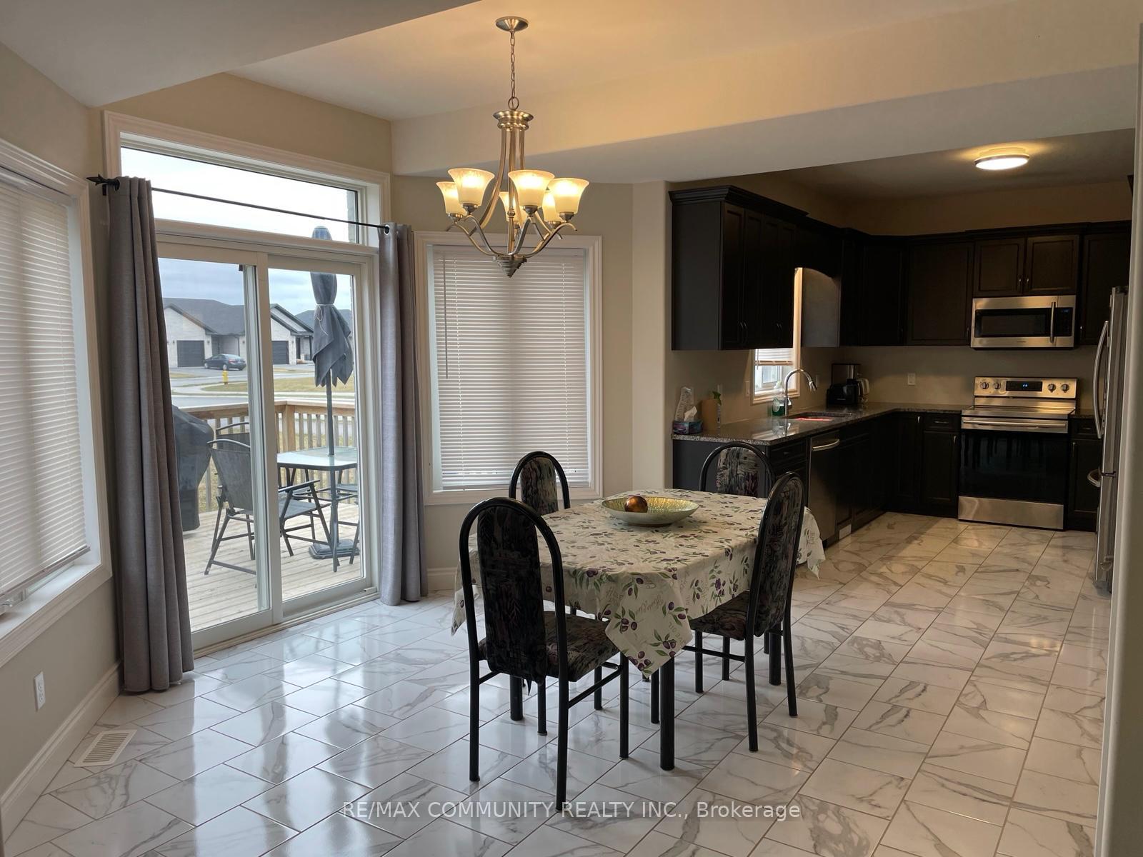 Photo 5 of 95 Hampton Ridge Drive, Belleville, Thurlow Ward — HOMEH