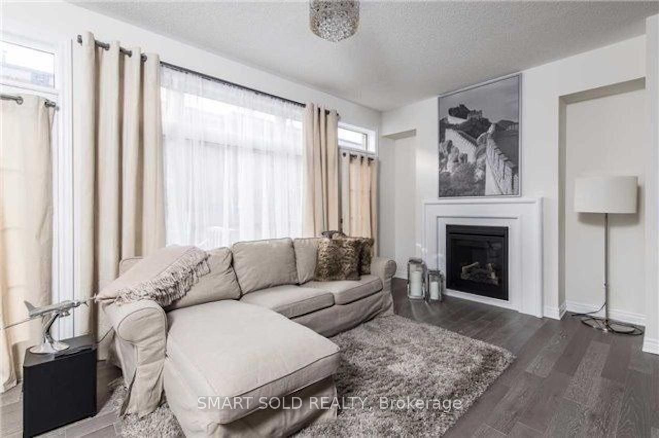 Photo 5 of 56 Vedette Way, Vaughan, Vellore Village — HOMEH