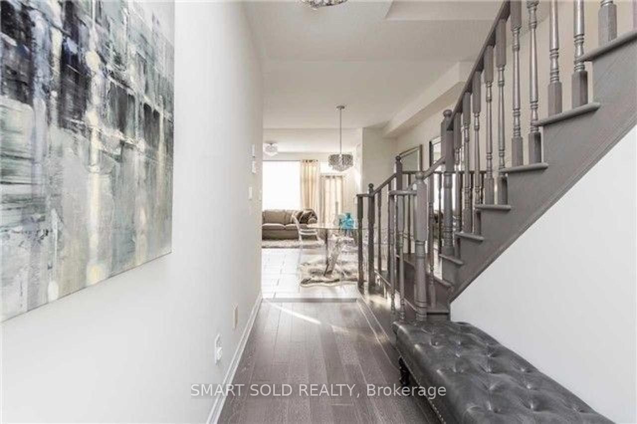 Photo 16 of 56 Vedette Way, Vaughan, Vellore Village — HOMEH