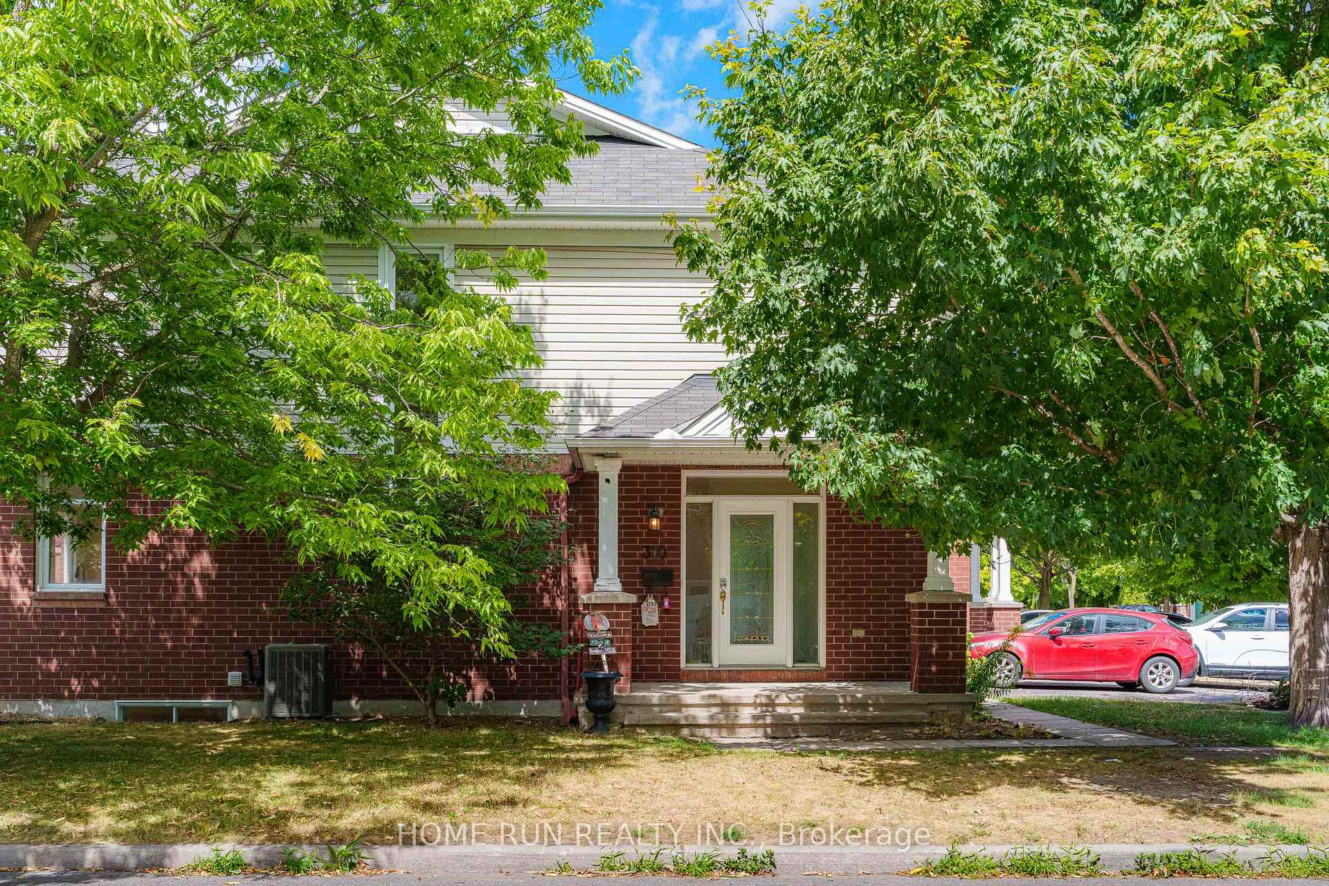 Photo 4 of 310 Parkin Circle, Ottawa, Blossom Park/Kemp Park/Findlay Creek — HOMEH