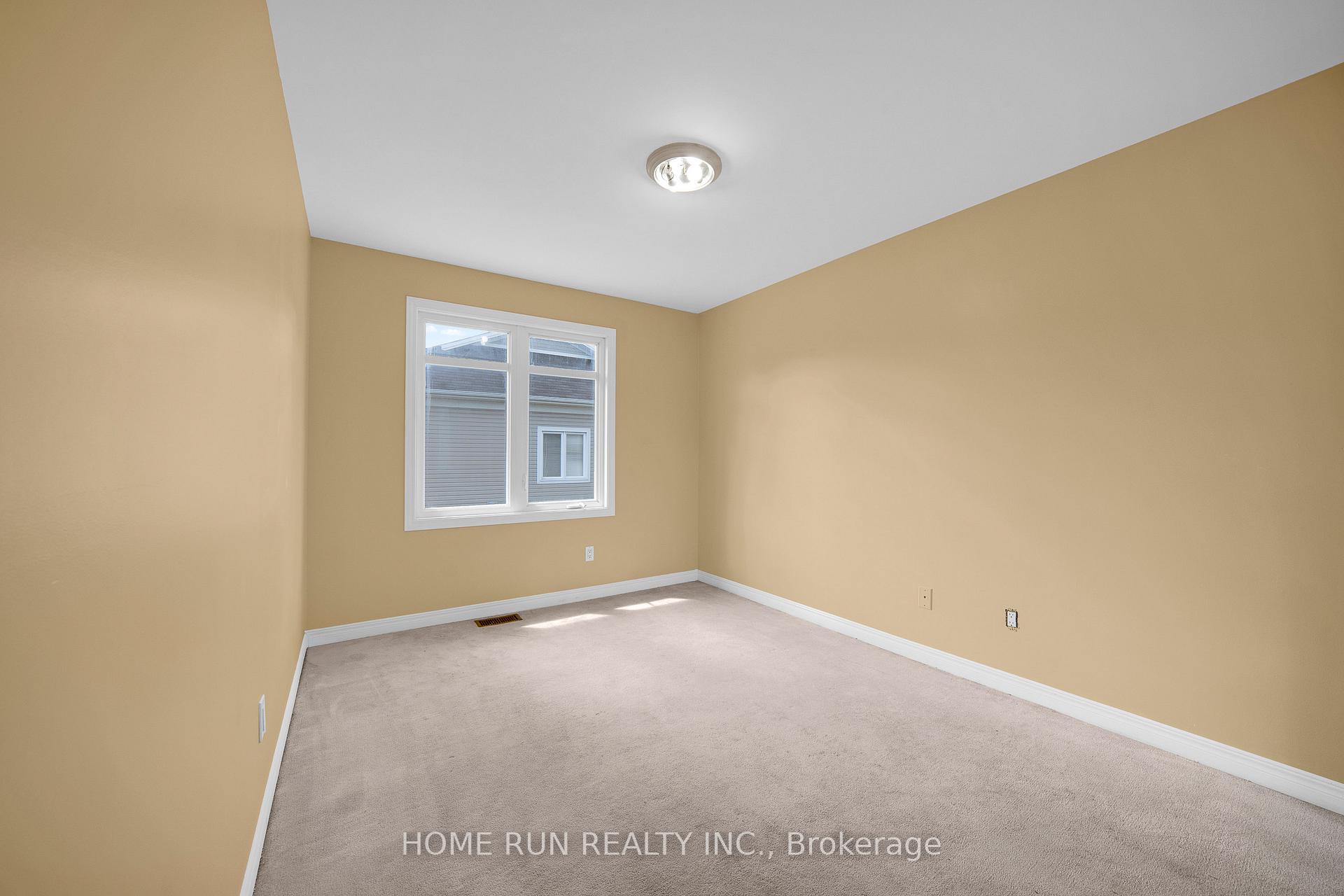 Photo 8 of 310 Parkin Circle, Ottawa, Blossom Park/Kemp Park/Findlay Creek — HOMEH