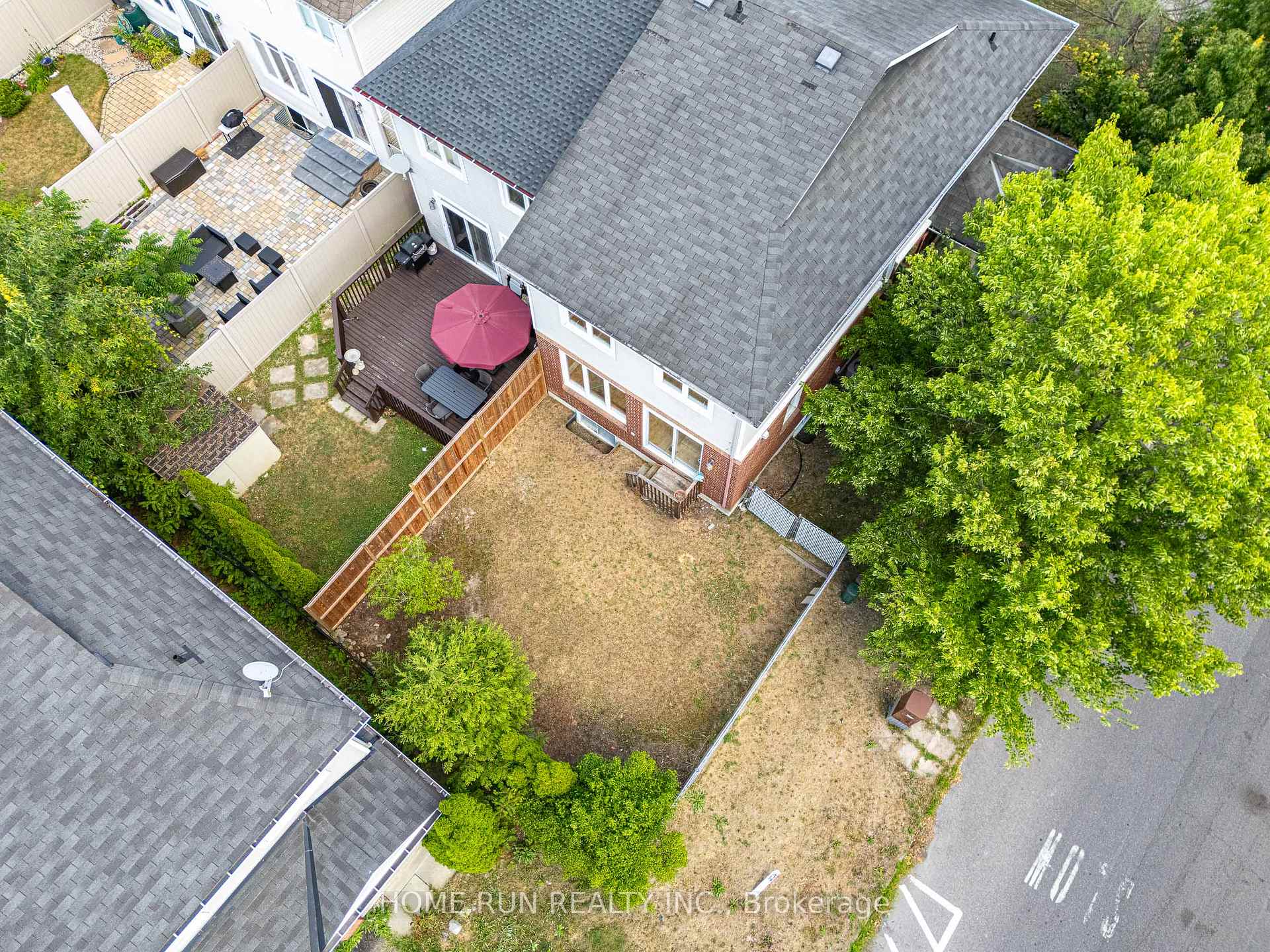 Photo 20 of 310 Parkin Circle, Ottawa, Blossom Park/Kemp Park/Findlay Creek — HOMEH