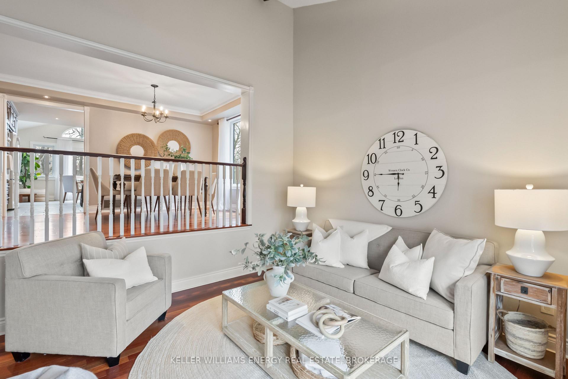 Photo 4 of 1802 Bronte Square, Pickering, Liverpool — HOMEH