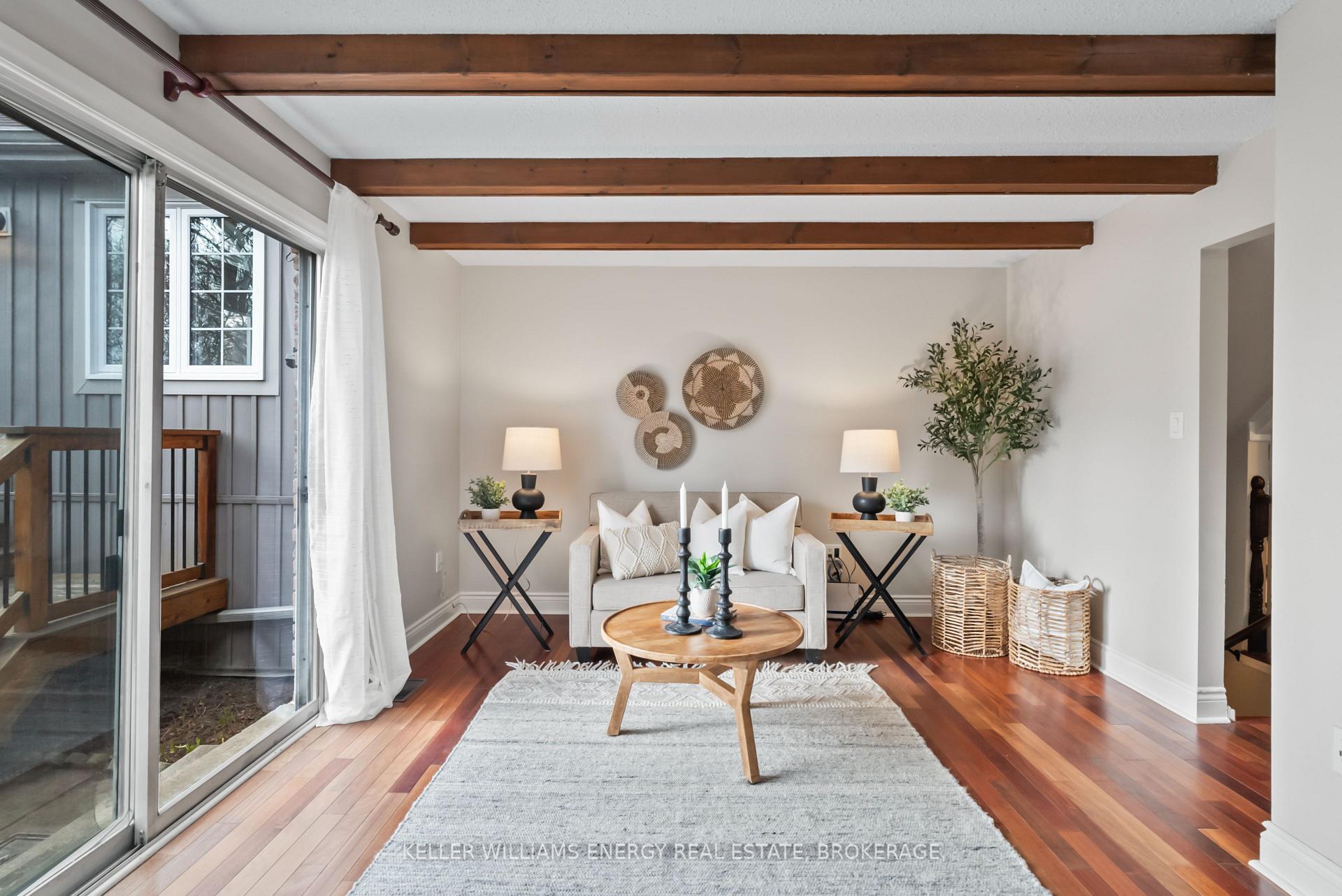 Photo 6 of 1802 Bronte Square, Pickering, Liverpool — HOMEH