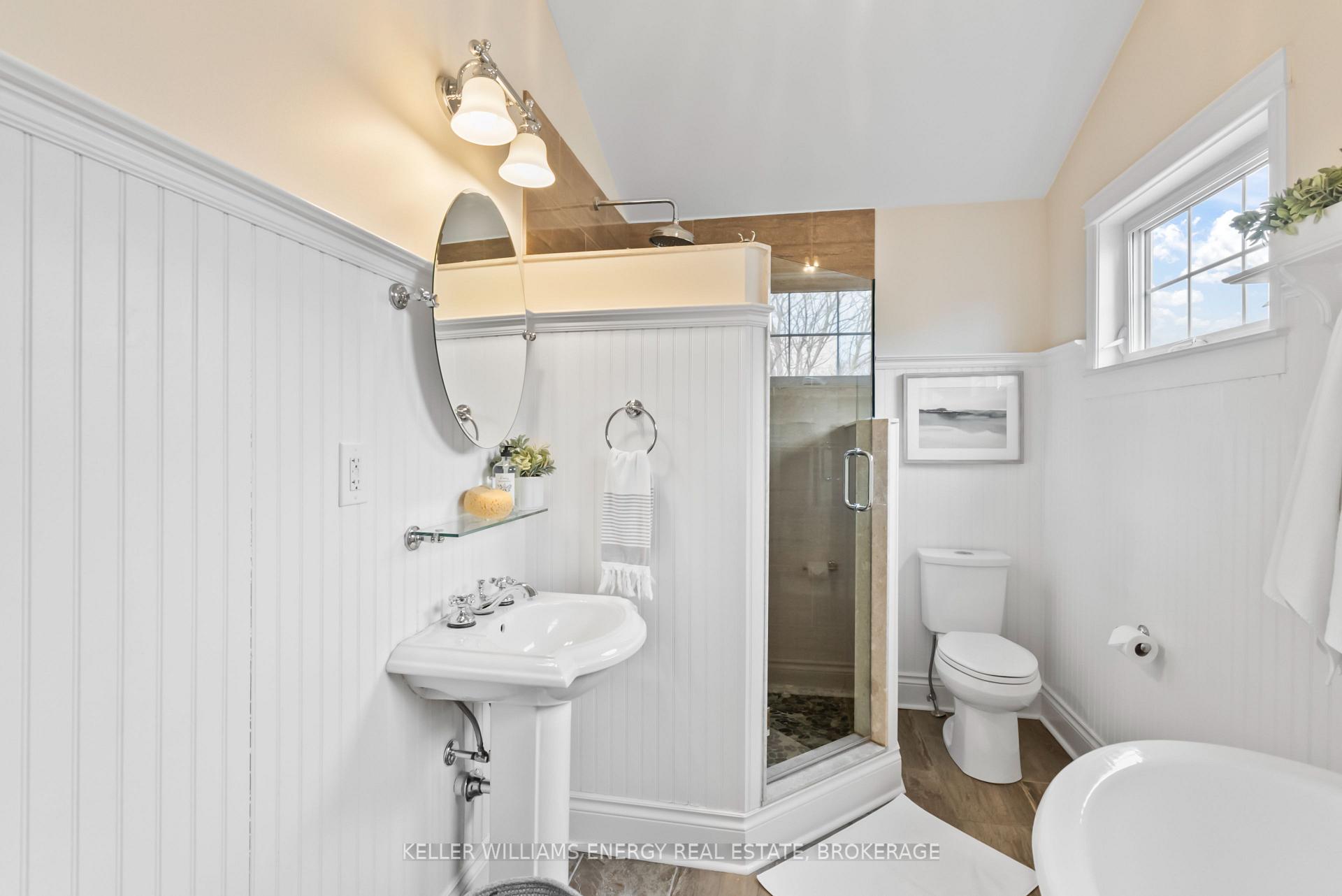 Photo 22 of 1802 Bronte Square, Pickering, Liverpool — HOMEH