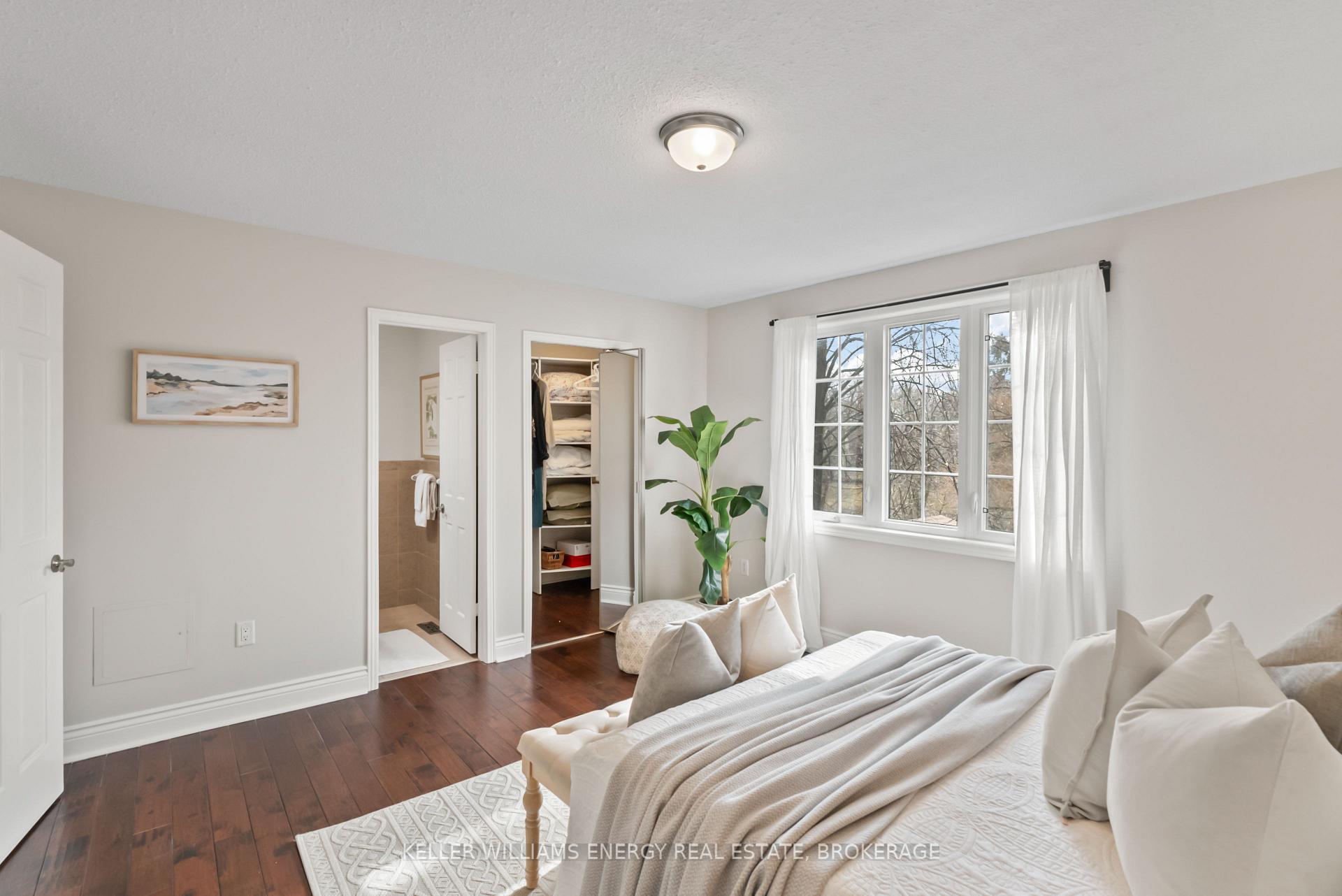 Photo 25 of 1802 Bronte Square, Pickering, Liverpool — HOMEH