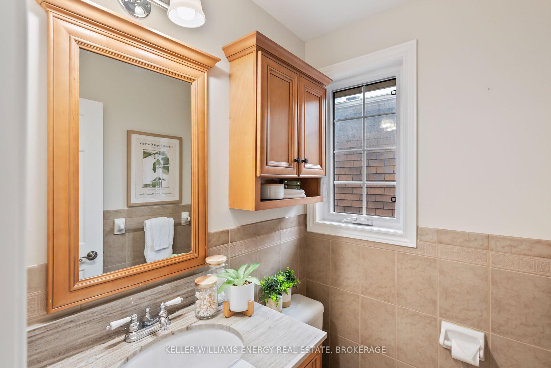 Photo 26 of 1802 Bronte Square, Pickering, Liverpool — HOMEH