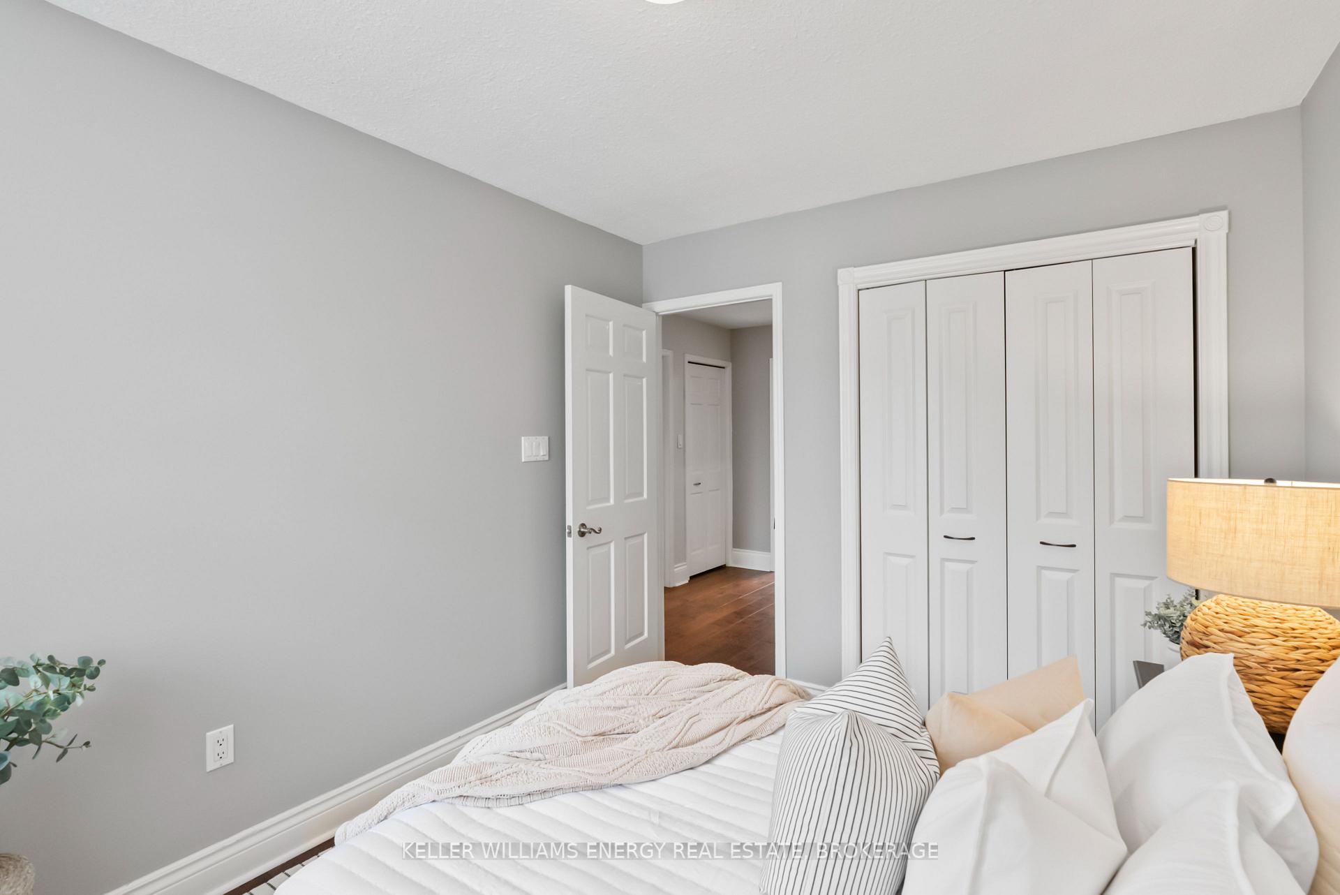 Photo 28 of 1802 Bronte Square, Pickering, Liverpool — HOMEH
