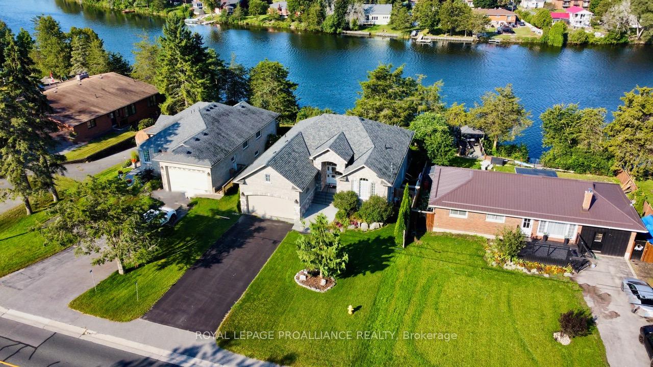 Photo 1 of 147 Riverside Parkway, Quinte West, Frankford Ward — HOMEH