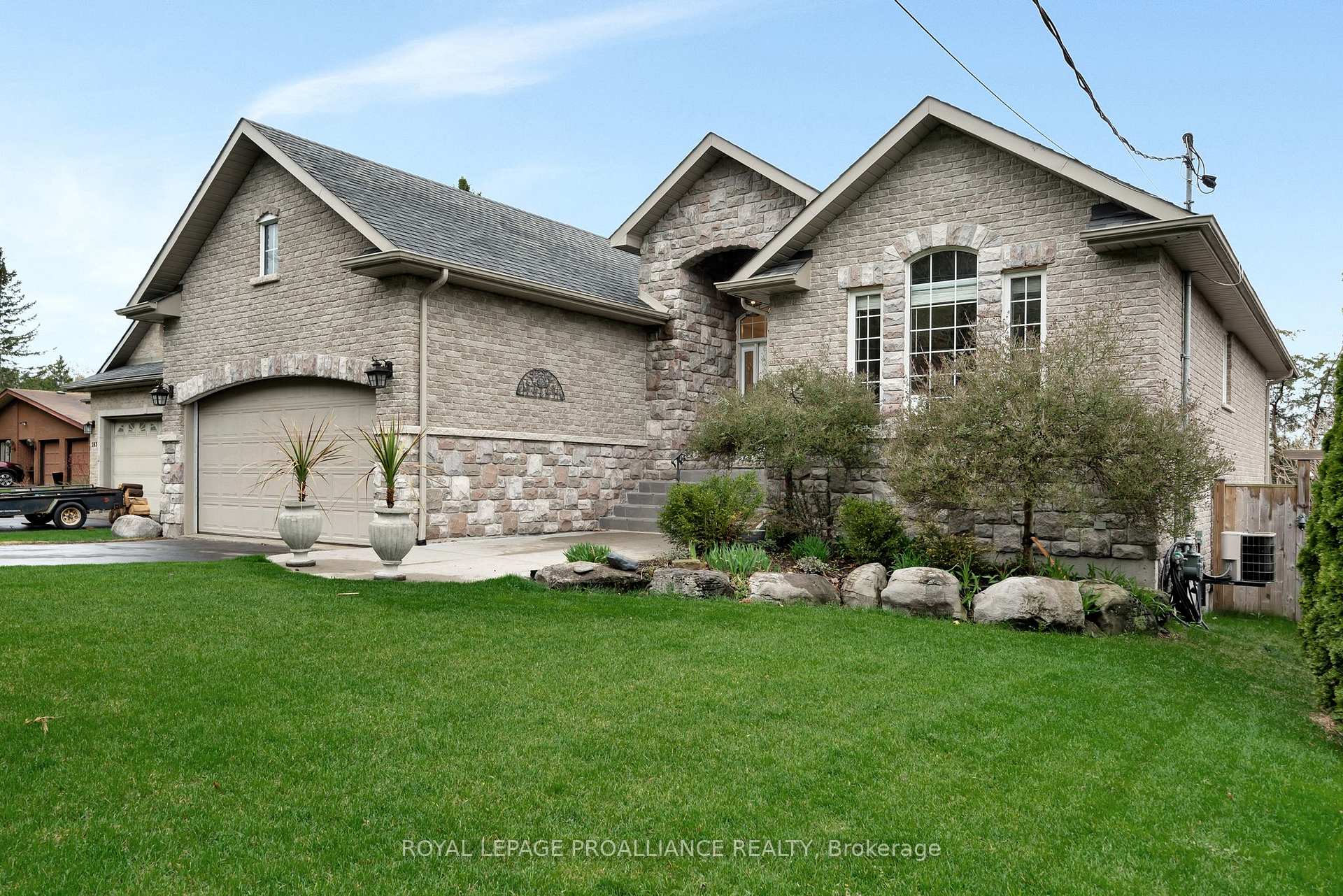 Photo 4 of 147 Riverside Parkway, Quinte West, Frankford Ward — HOMEH
