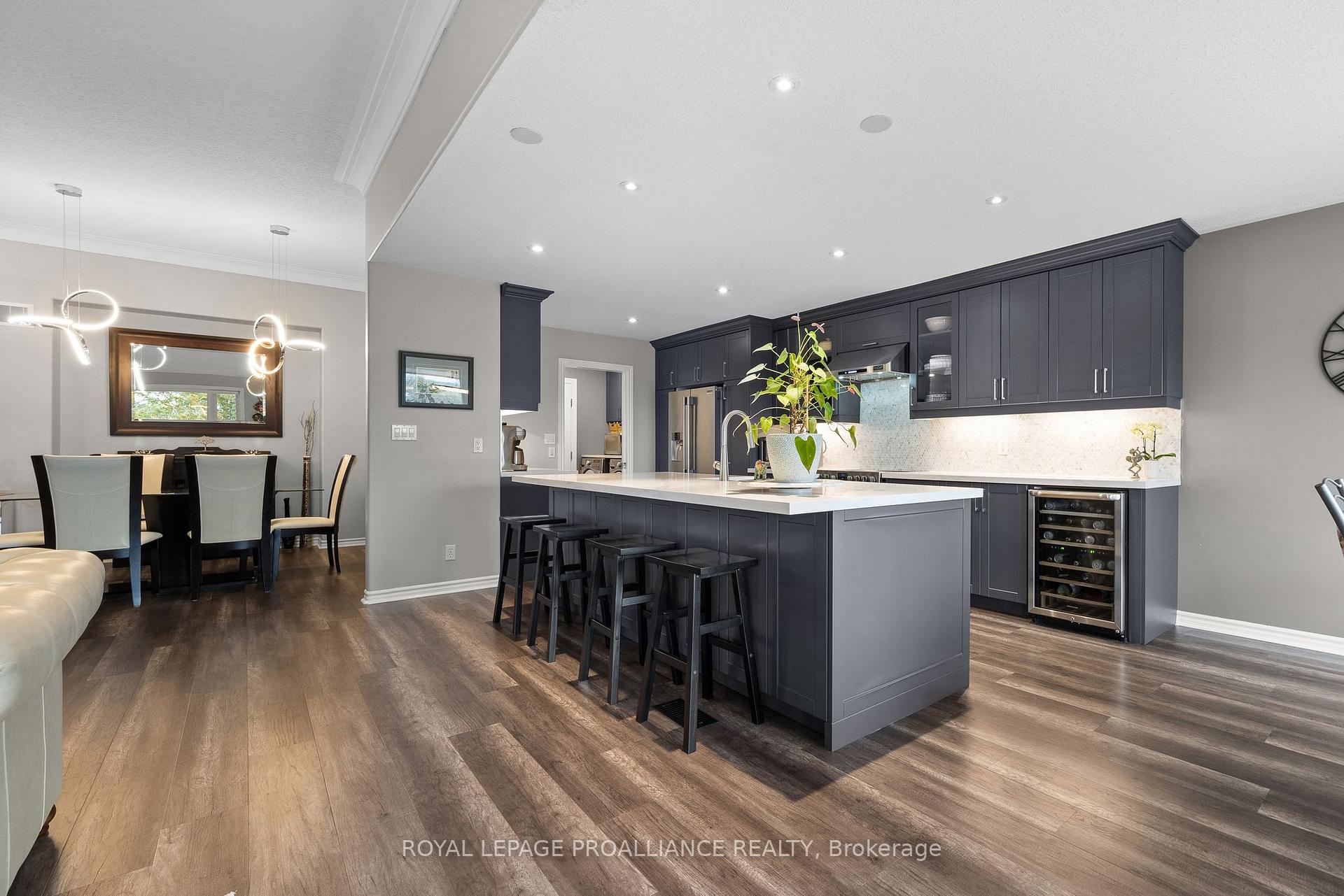 Photo 11 of 147 Riverside Parkway, Quinte West, Frankford Ward — HOMEH