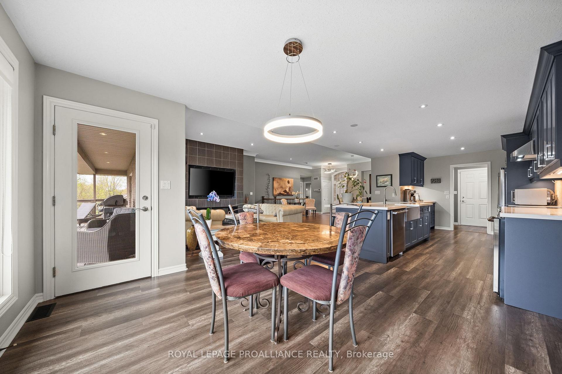 Photo 18 of 147 Riverside Parkway, Quinte West, Frankford Ward — HOMEH