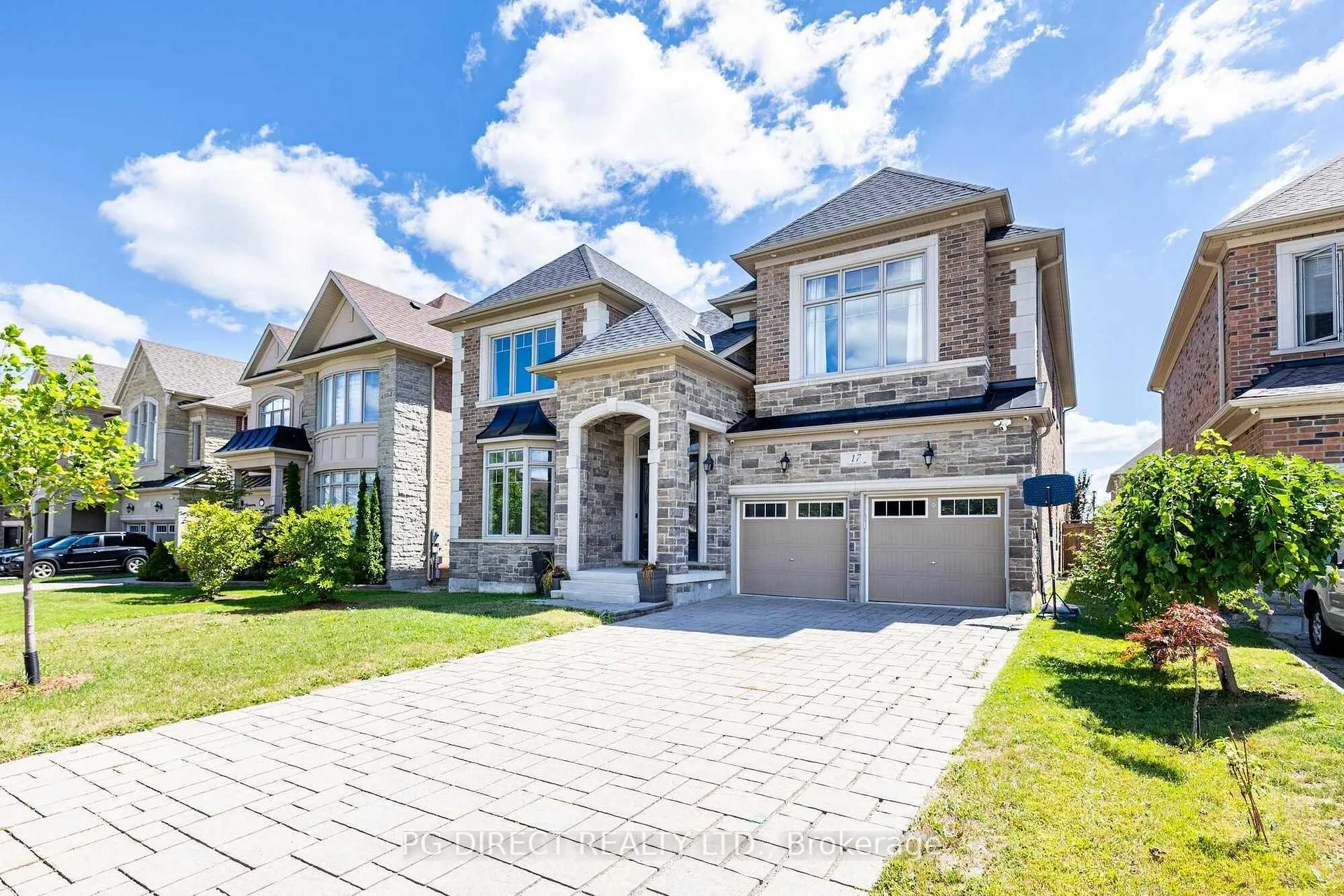 Front of 17 Torgan Trail
