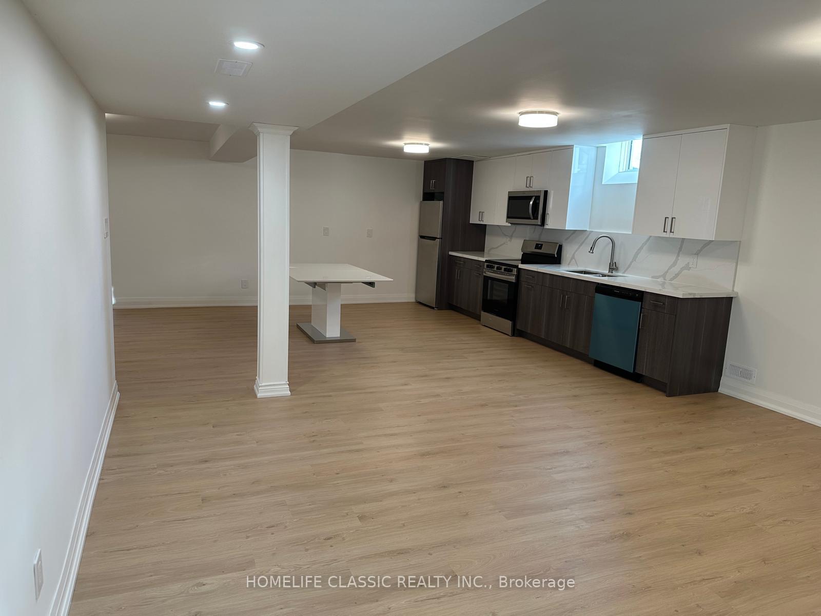 Photo 10 of 578 Vaughan Mills Road E, Vaughan, Islington Woods — HOMEH