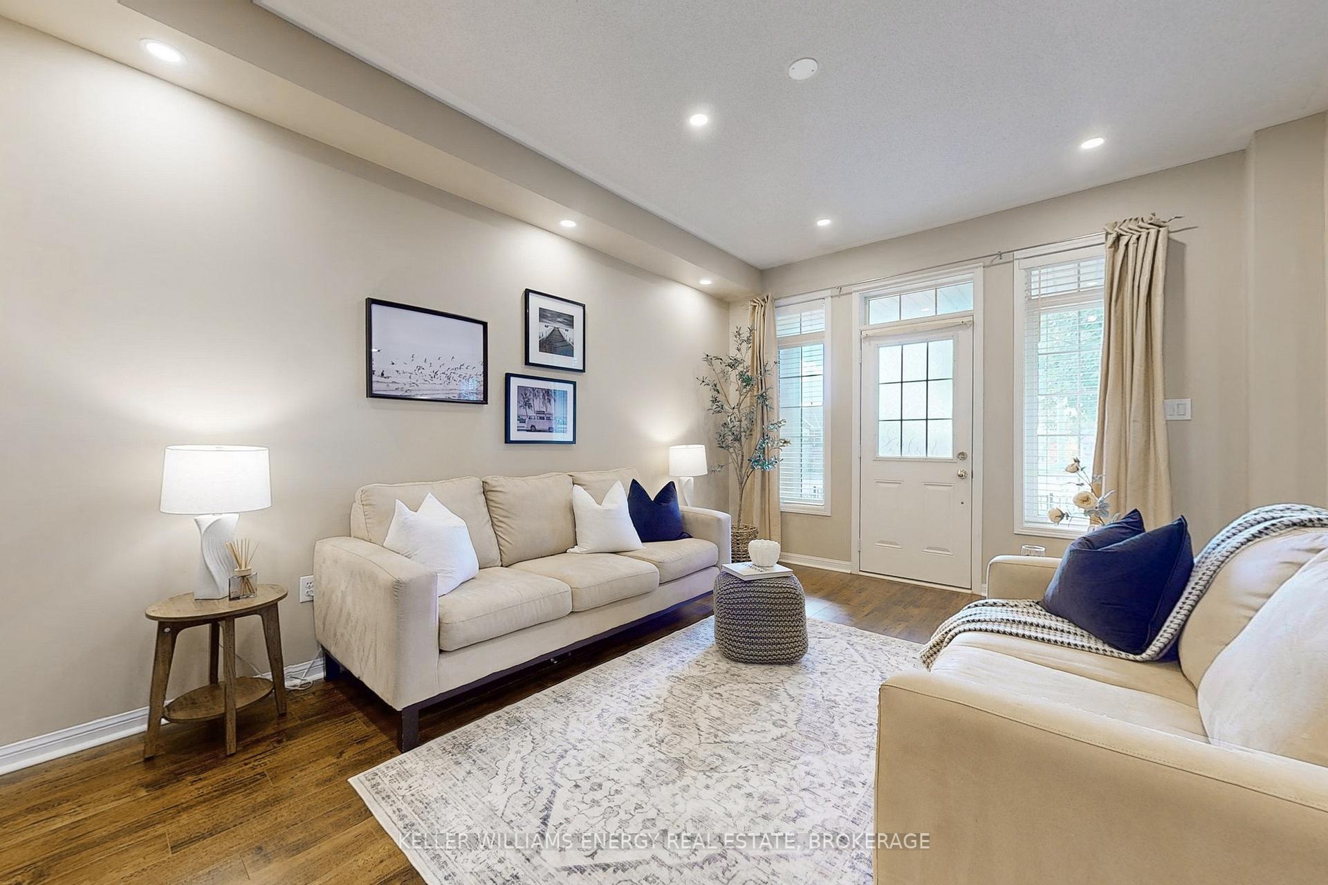 Photo 3 of 55 Barkdale Way, Whitby, Pringle Creek — HOMEH