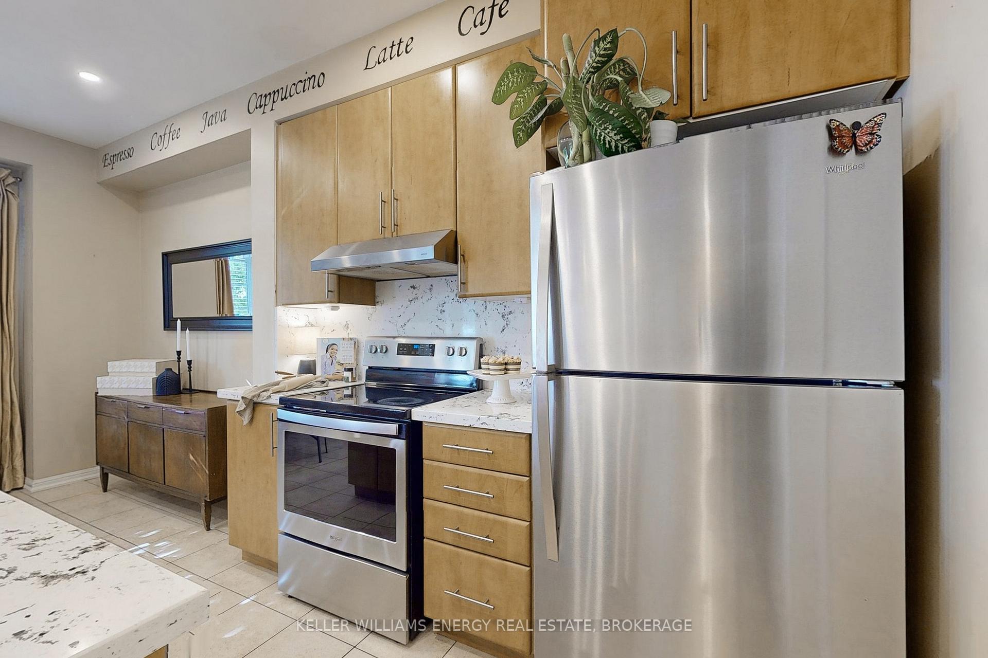 Photo 6 of 55 Barkdale Way, Whitby, Pringle Creek — HOMEH