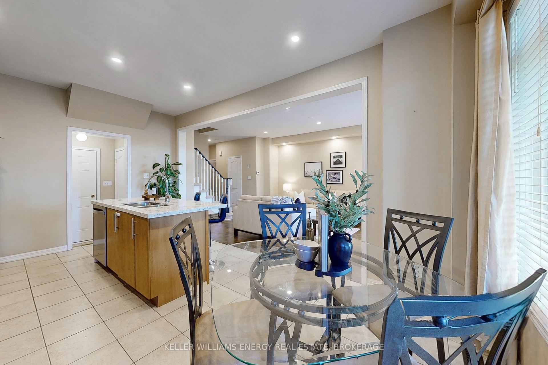 Photo 11 of 55 Barkdale Way, Whitby, Pringle Creek — HOMEH