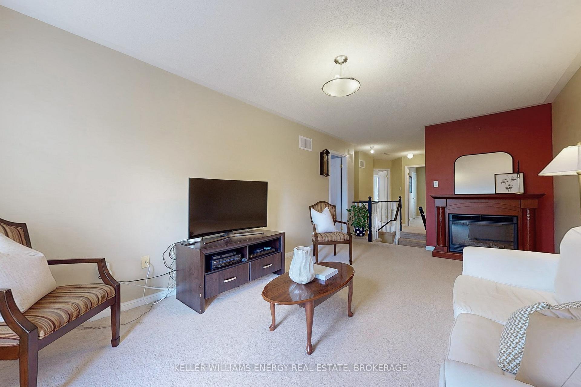 Photo 15 of 55 Barkdale Way, Whitby, Pringle Creek — HOMEH