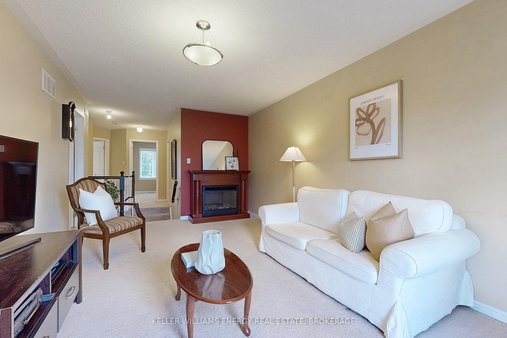 Photo 16 of 55 Barkdale Way, Whitby, Pringle Creek — HOMEH