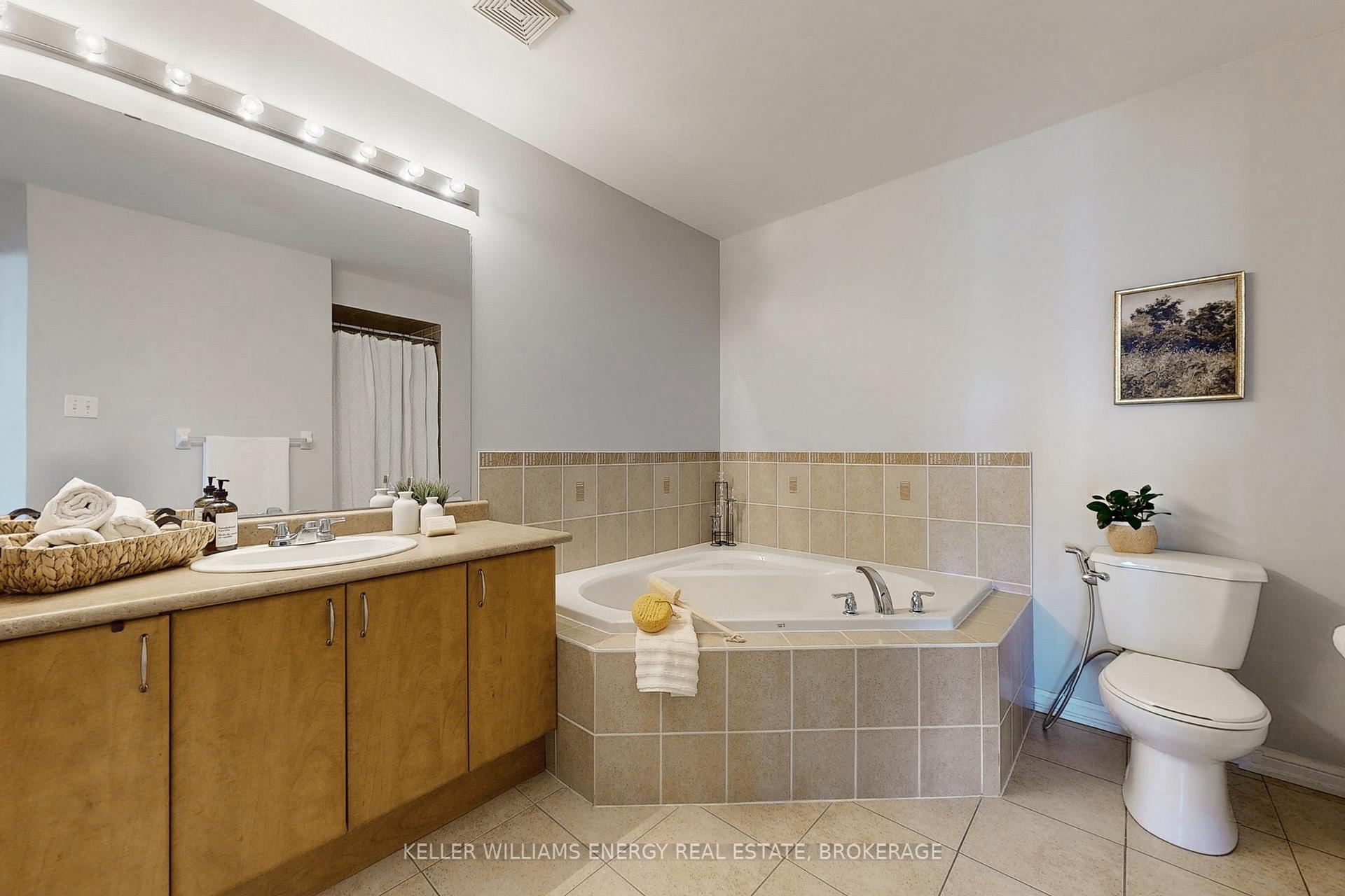 Photo 20 of 55 Barkdale Way, Whitby, Pringle Creek — HOMEH