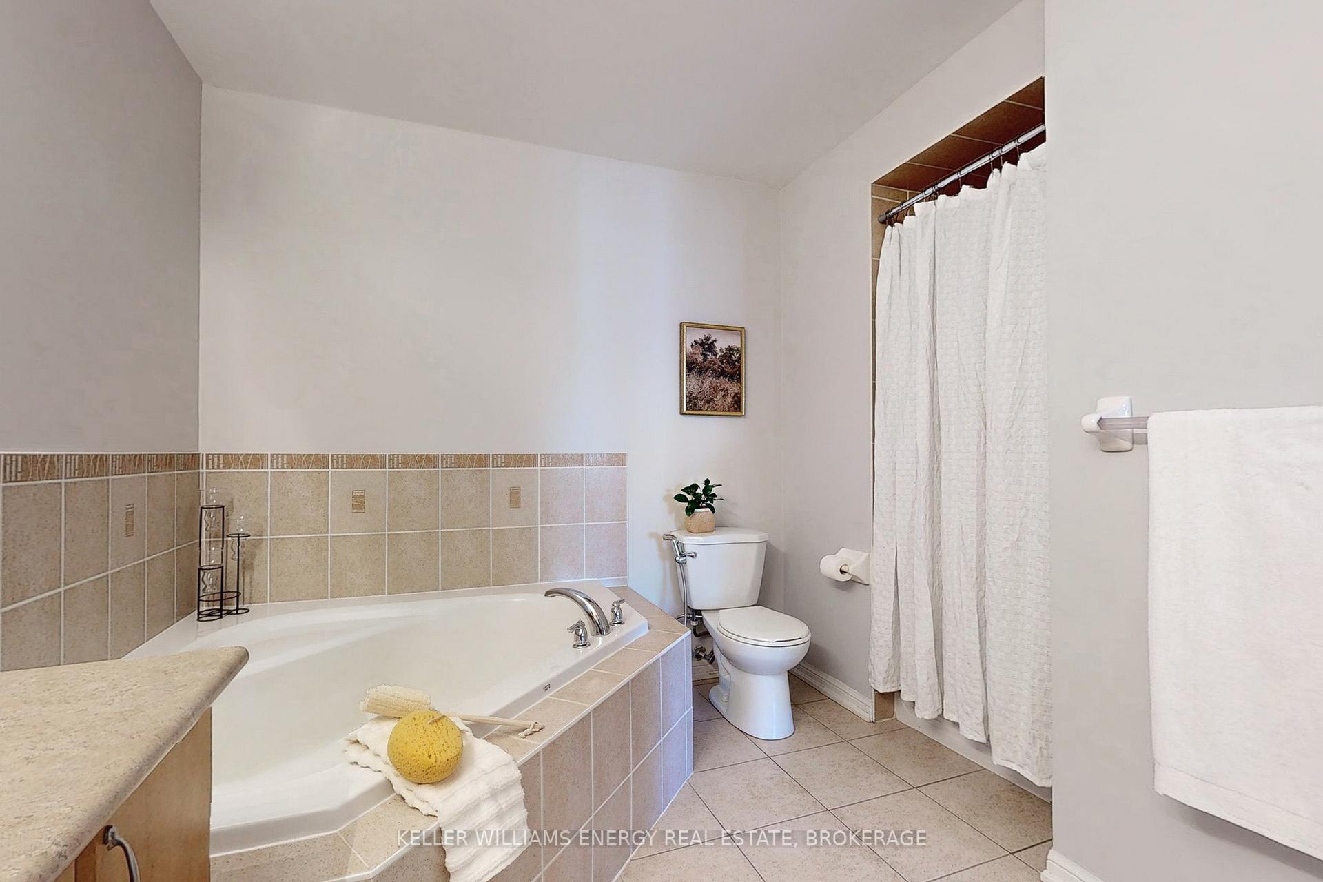Photo 21 of 55 Barkdale Way, Whitby, Pringle Creek — HOMEH