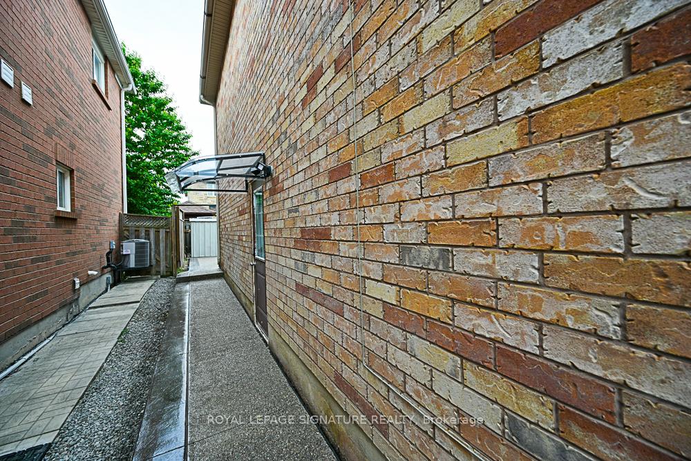 Photo 4 of Unit Bsmt, 41 Telford Street, Ajax, Northwest Ajax — HOMEH
